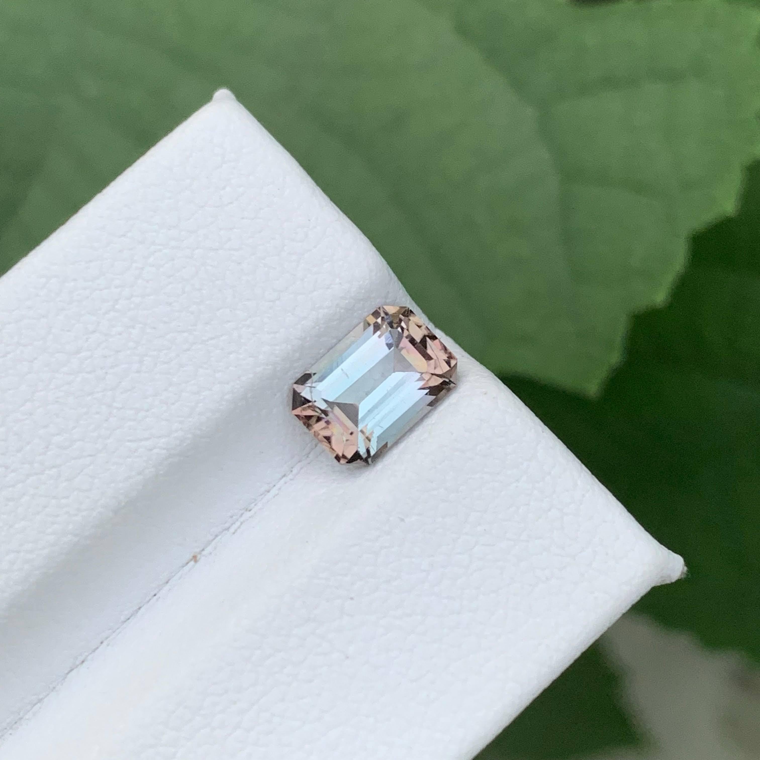 1,65 Karat Natürliche Lose Sonnenuntergang Farbe Turmalin Smaragd Schliff Afrikanischen Edelstein für Damen oder Herren im Angebot