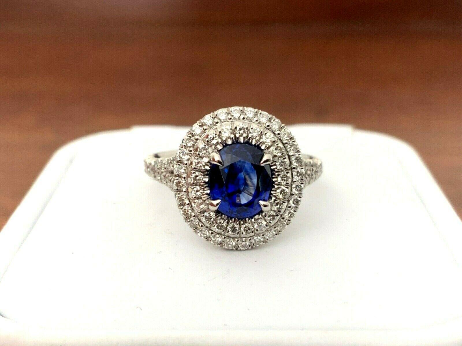 Women's 1.65 Carat Natural Royal Blue Madagascar Sapphire and Diamond Ring GIA Certified For Sale