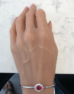 1.bracelet avec diamants rubellite de 65 carats en or blanc 14 carats