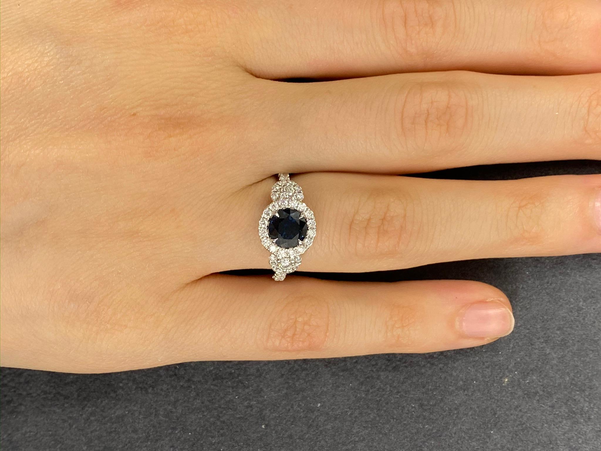 1.65 Carat Sapphire and Diamond Cocktail Ring In New Condition For Sale In Great Neck, NY