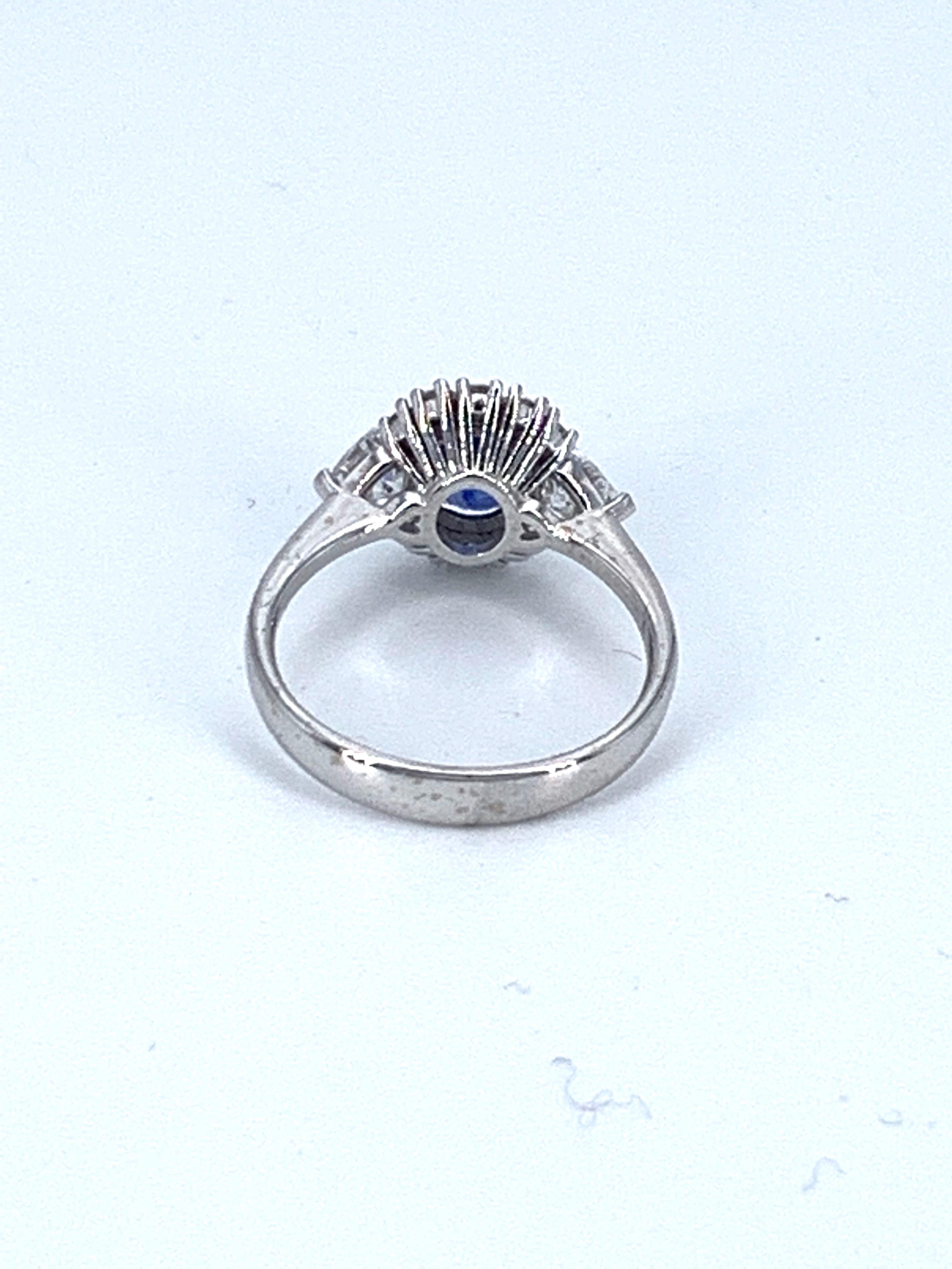 Contemporary 1.65 Carat Sapphire & 1.25 Carat Engagement Diamond Ring In New Condition For Sale In Florence, IT