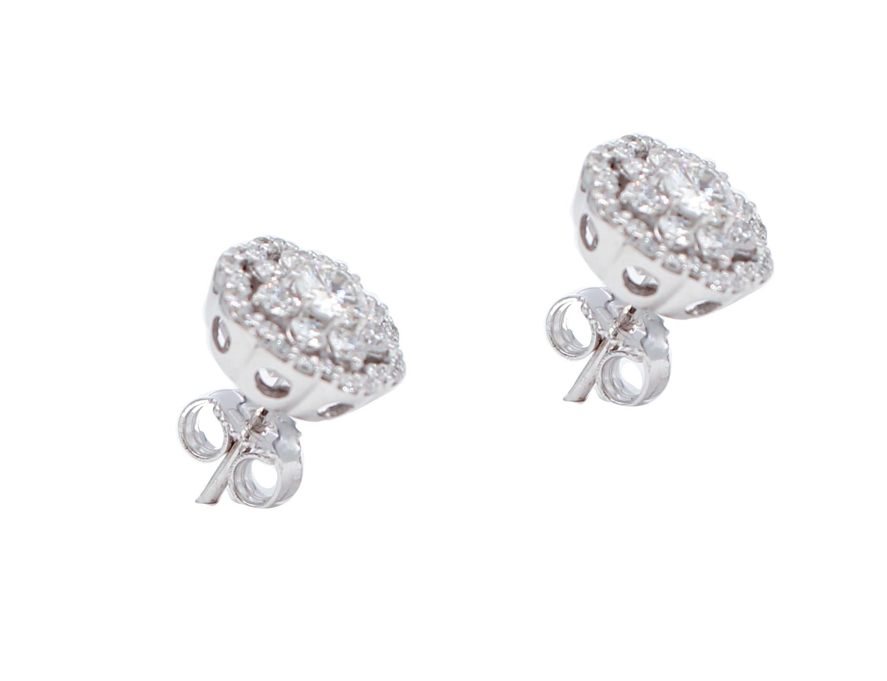 Mixed Cut 1.65 Carat White Diamonds, 18 Karat White Gold Flower Stud Earrings For Sale