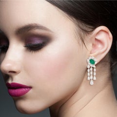 1.65 Carats Emerald Diamond 14 Karat Gold Chandelier Earrings