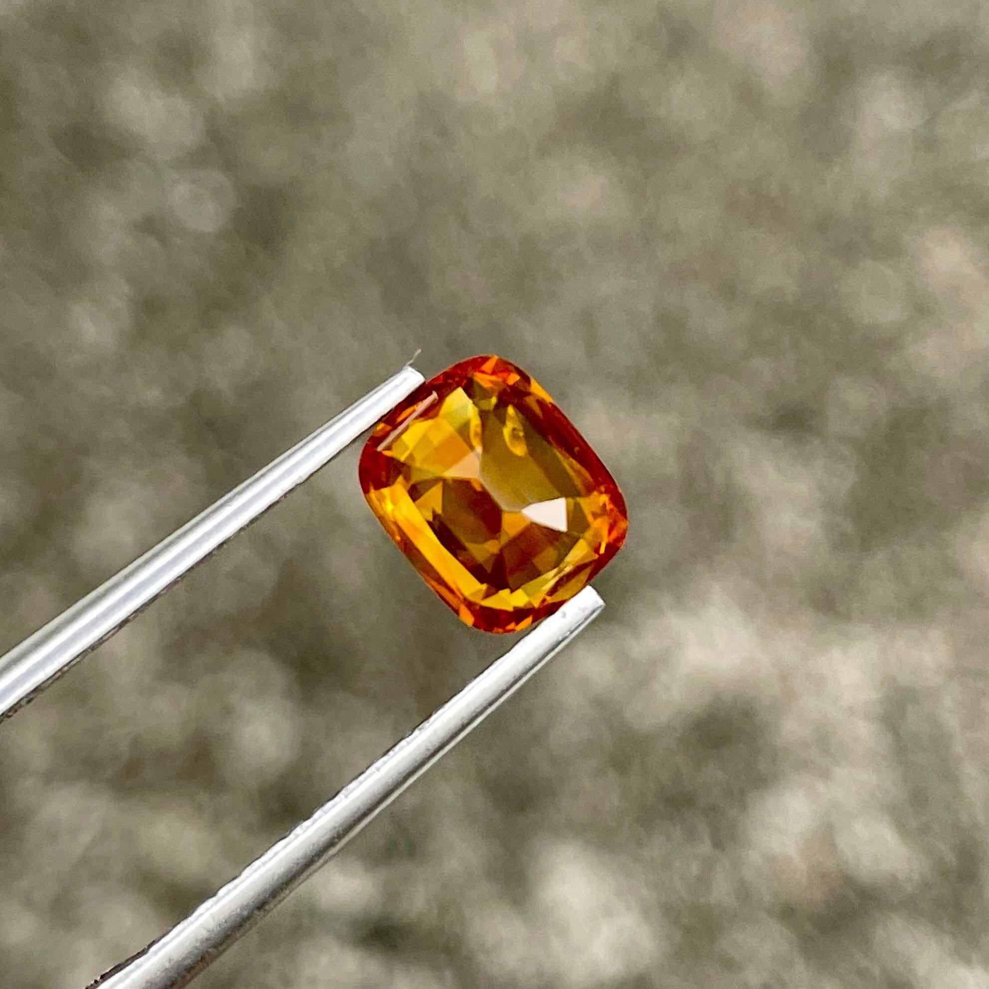 1.65 carats Orange Sapphire Stone Cushion Cut Natural Sri Lankan Gemstone In New Condition For Sale In Bangkok, TH