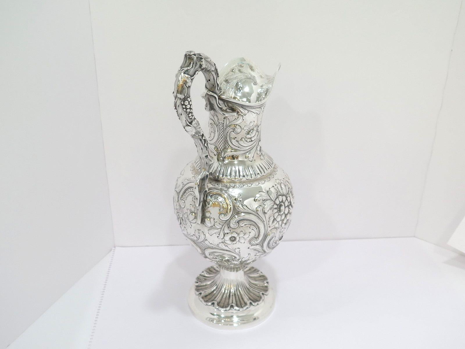 Coin Silver Bailey Antique c 1840 Floral Repousse Grapevine Handle Pitcher In Good Condition For Sale In Brooklyn, NY