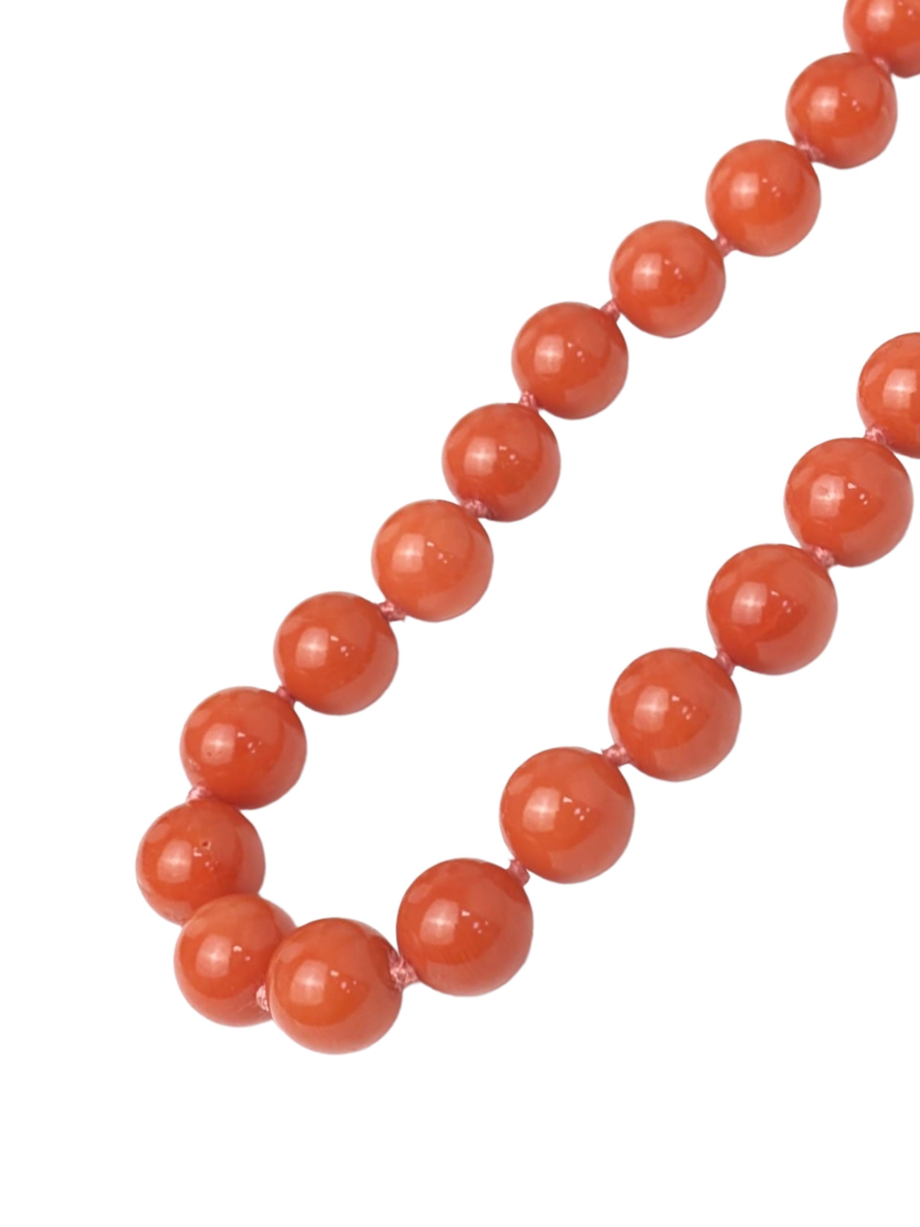 Collana con fili di corallo da 16,5