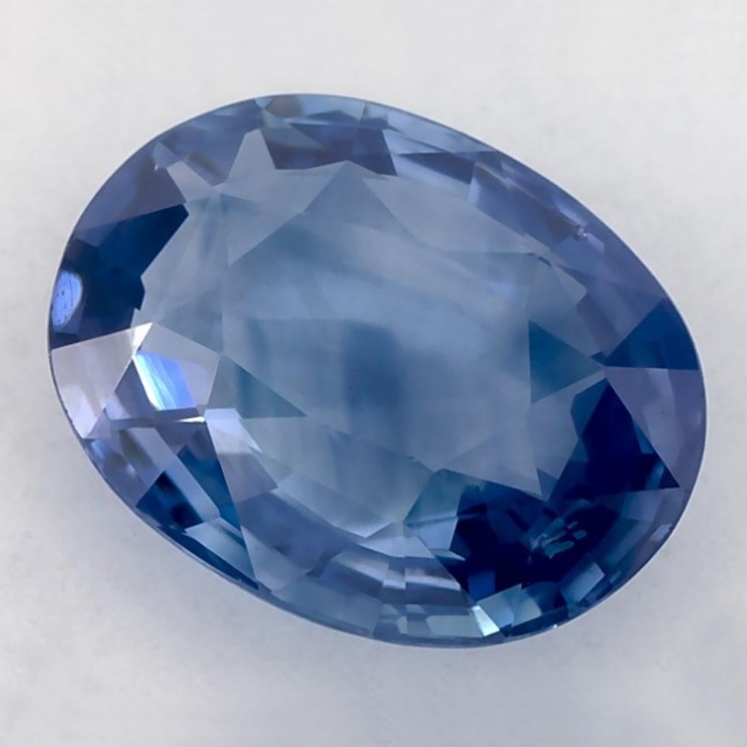 Ein sehr wertvoller September-Geburtsstein mit einer bezaubernden blauen Farbe. Man glaubt, dass sie dem Leben Glück und Reichtum bringen.

Entdecken Sie die lebendige Kollektion von Smaragden, Rubinen und Saphiren in unserem Geschäft, die als lose