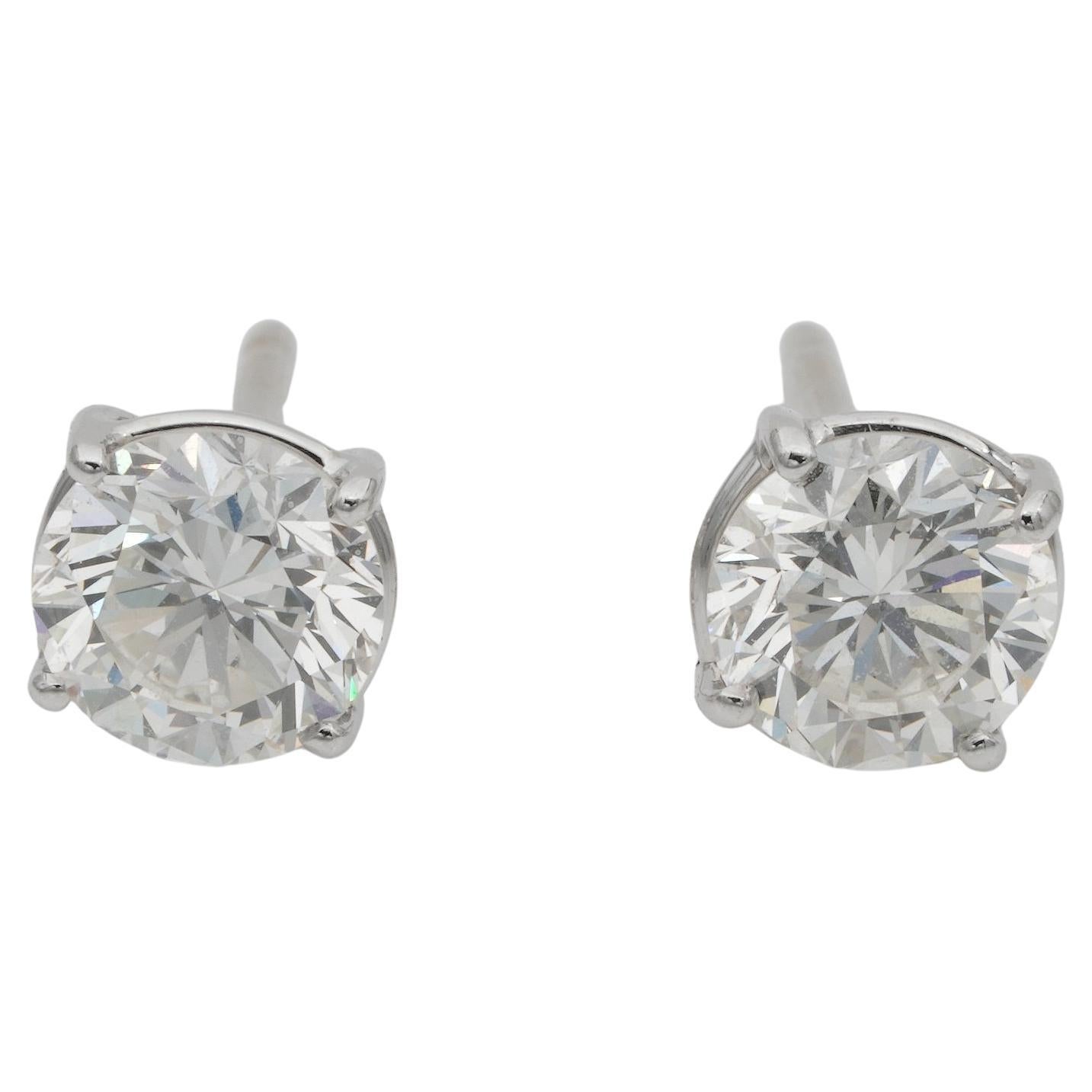 1.65 Ct Round Brilliant Cut Diamond Studs IGN Certified For Sale