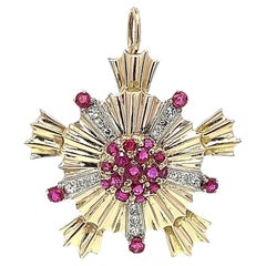 Broche pendentif convertible en or jaune 14 carats avec rubis et diamants de 1,65 carat au total