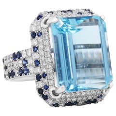 16.50 Carat Emerald Cut Aquamarine Blue Sapphire Diamond 18 Karat Gold Ring