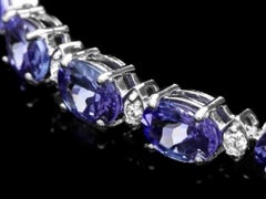 16.50 Carat Natural Tanzanite and Diamond 14 Karat Solid White Gold Bracelet
