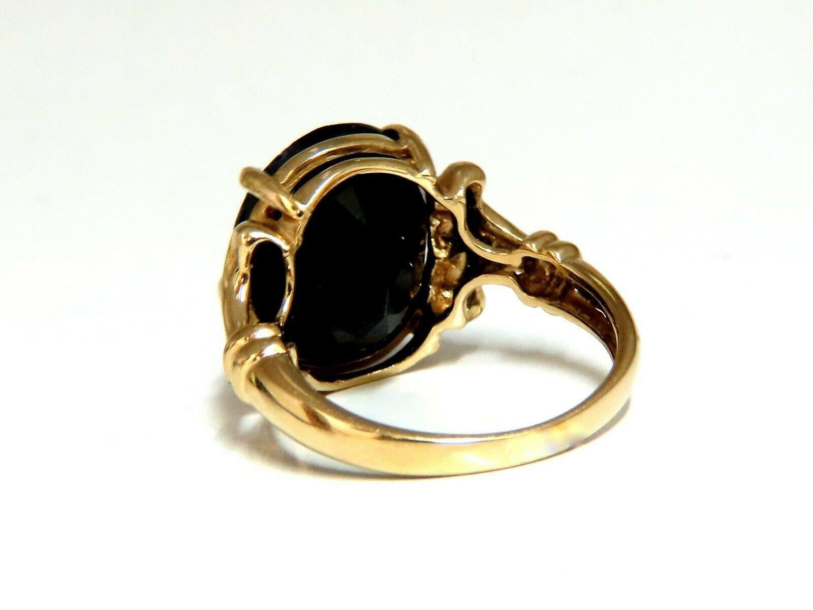 Oval Cut 16.50 Carat Natural Black Sapphire Ring 14 Karat Spanish Gilt