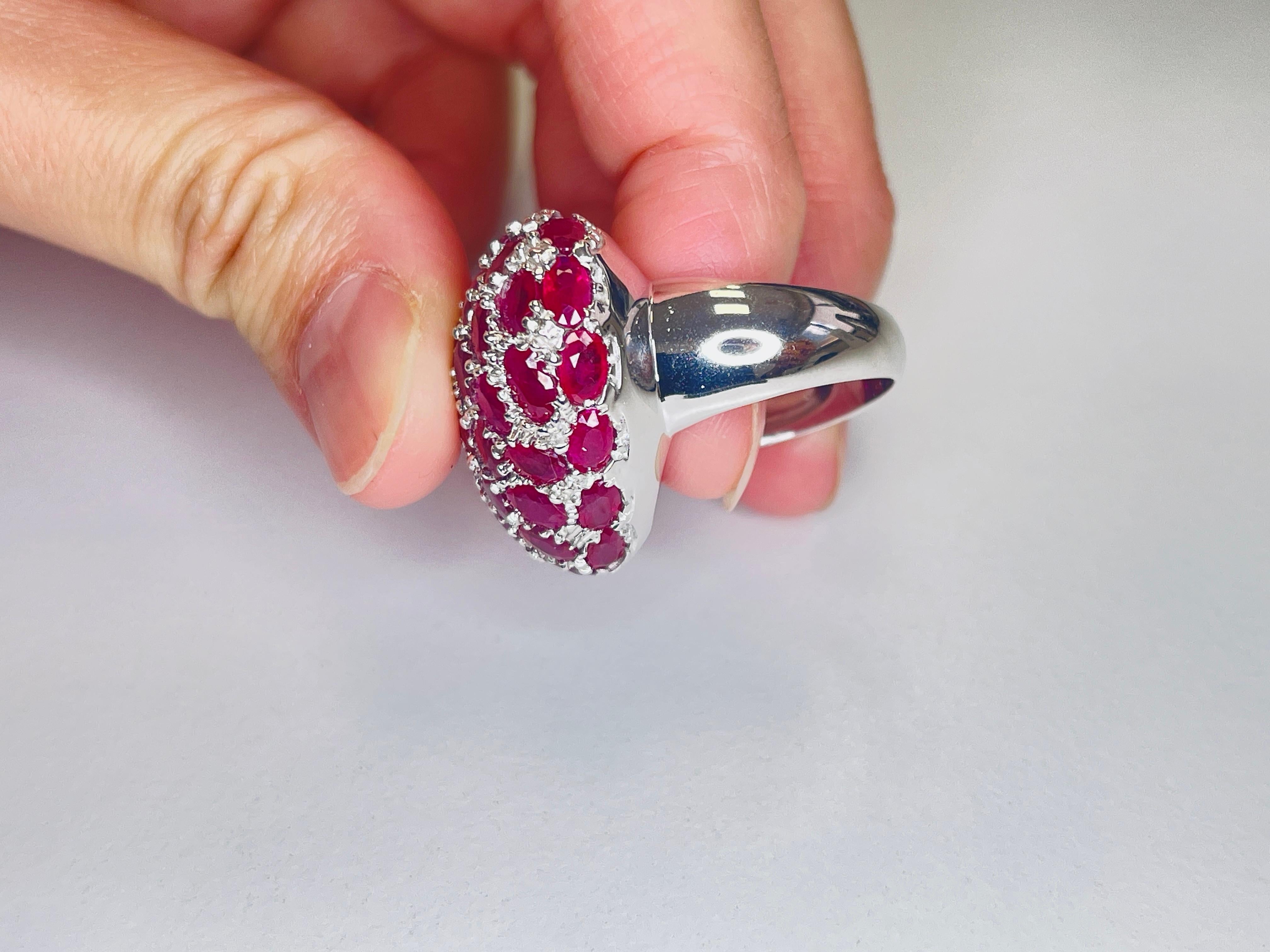 Women's or Men's 16.50cts White Gold Heart Ruby Oval Shape High Polished Rhodium Ring 18K 