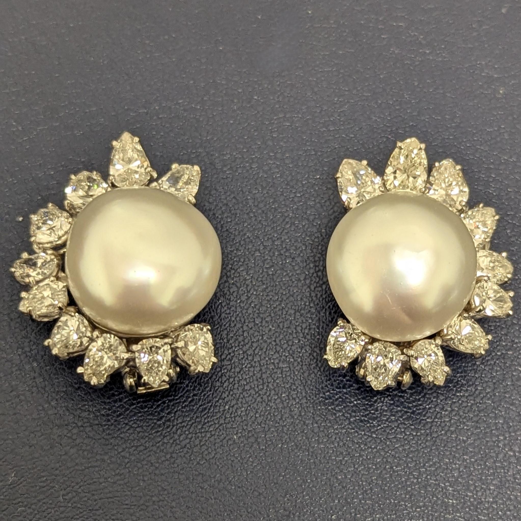 Taglio a goccia Orecchini in platino con perle coltivate e diamanti da 16,50 mm Orecchini a clip in vendita