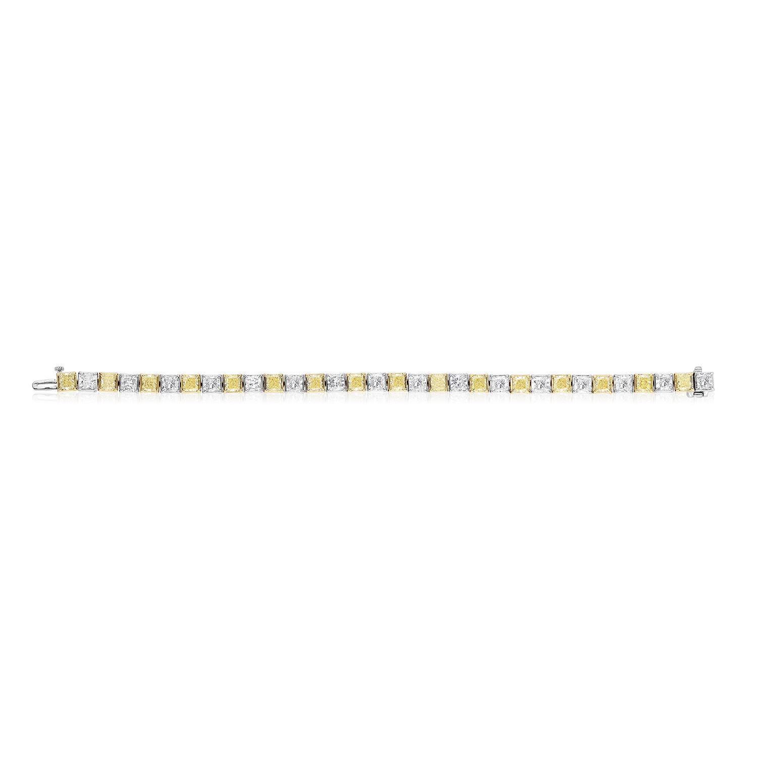 16,55 Karatadiant geformtes gelbes und weißes Diamantarmband im Zustand „Neu“ im Angebot in New York, NY