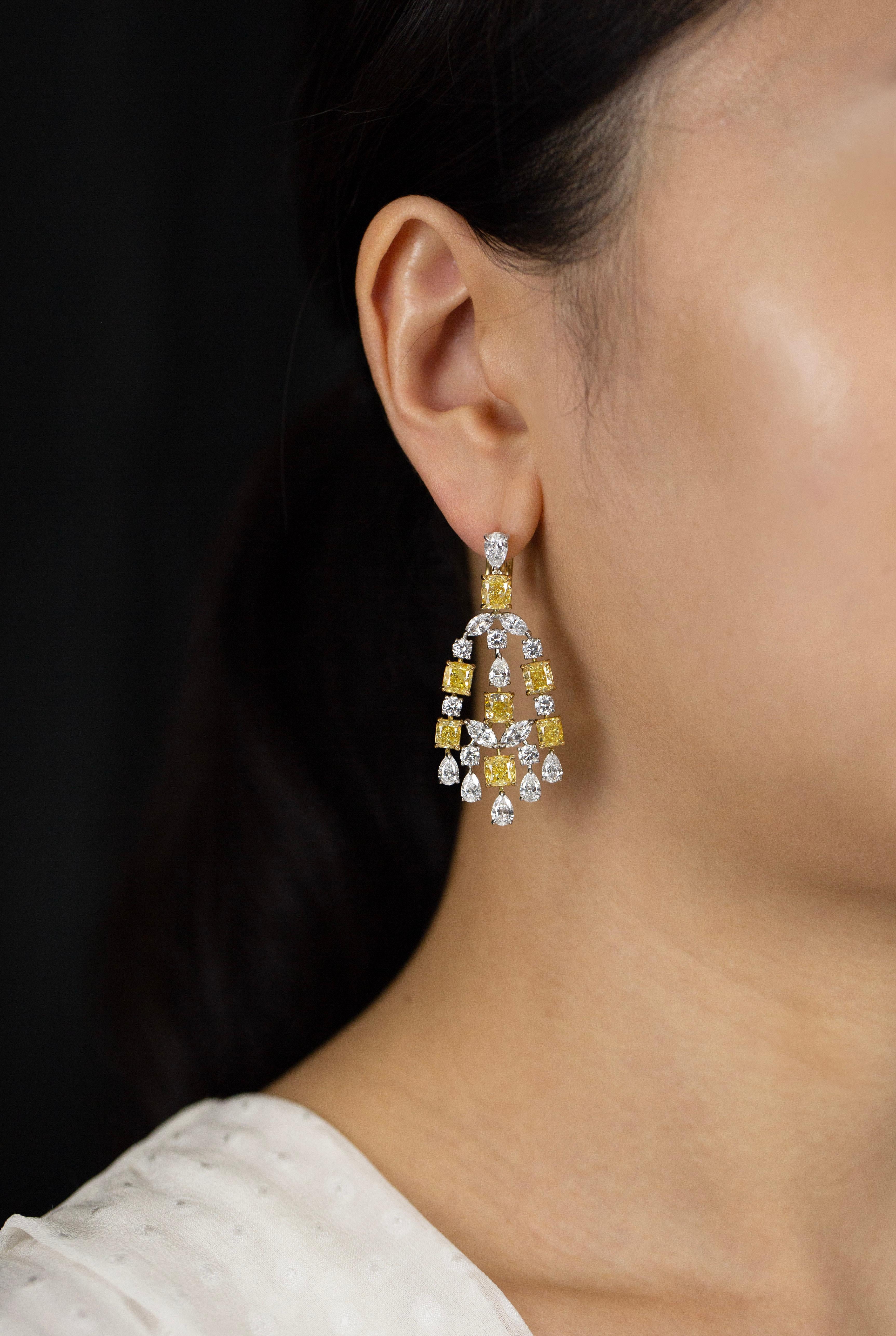 16.56 Carat Total Mixed Cut Fancy Yellow and White Diamond Chandelier Earrings In New Condition For Sale In New York, NY