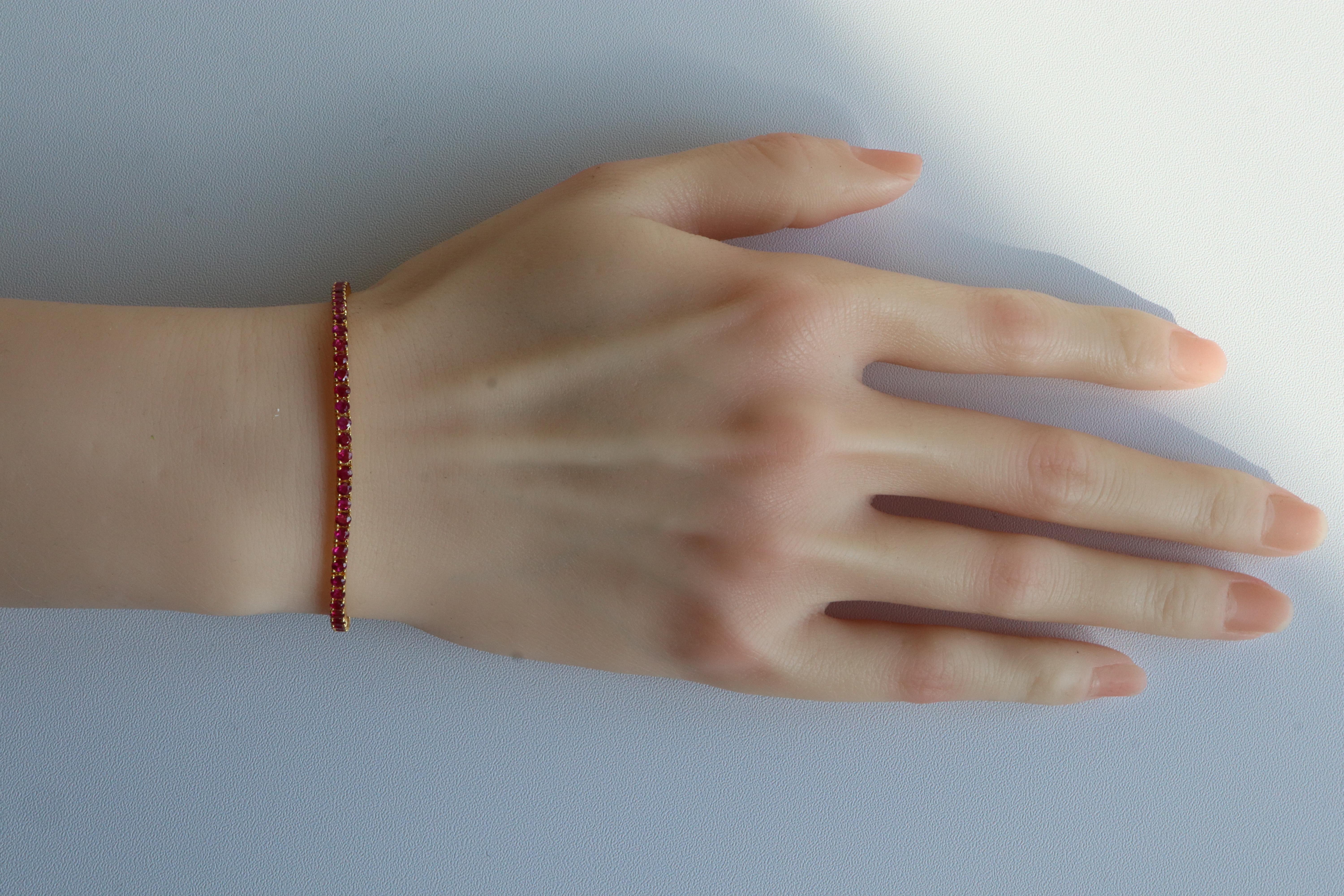 Taille brillant 16.5cm (6.5)Bracelet de rubis birman non chauffé/Bracelet de tennis éternel en vente