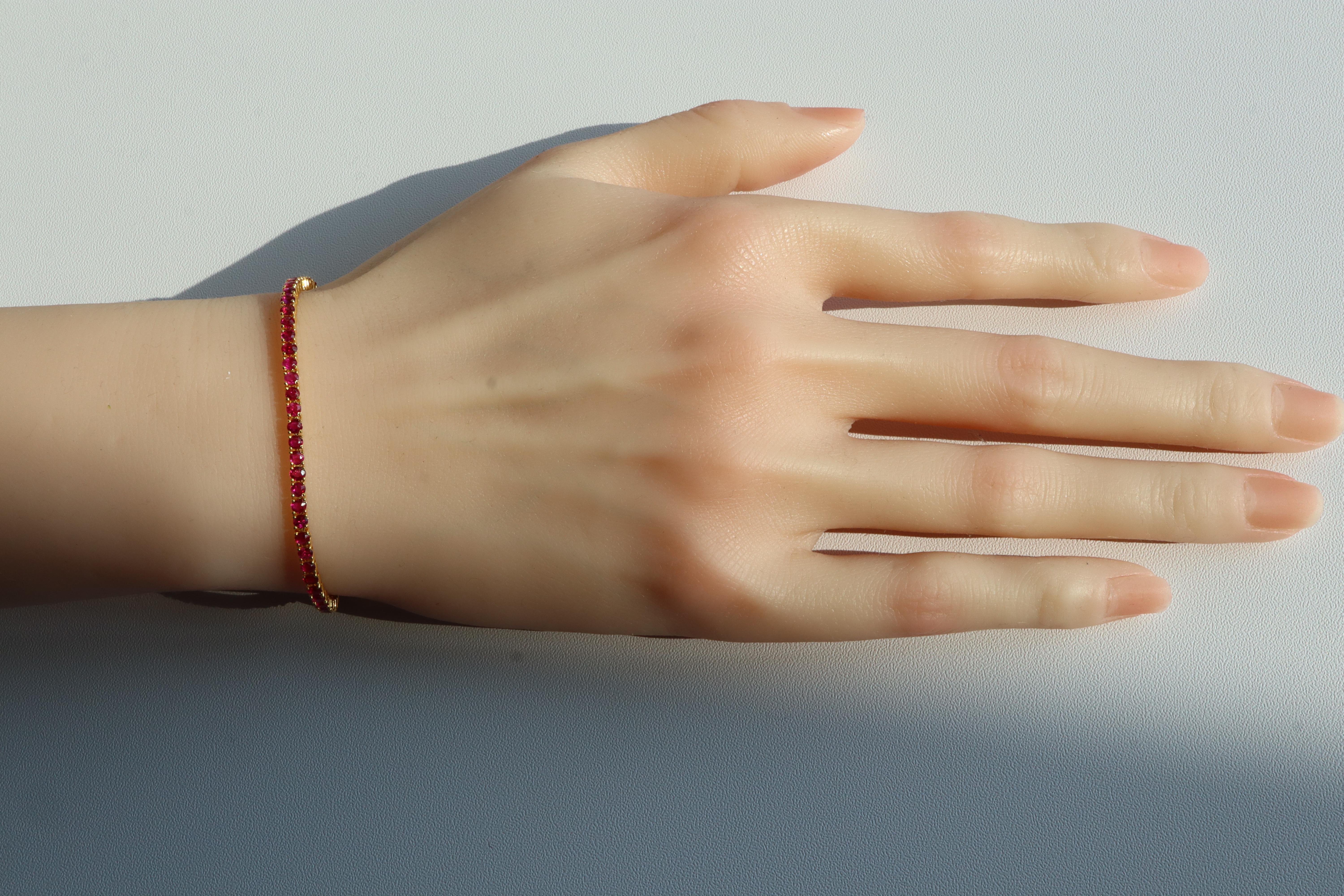 16.5cm (6.5)Bracelet de rubis birman non chauffé/Bracelet de tennis éternel Neuf - En vente à Singapore, SG