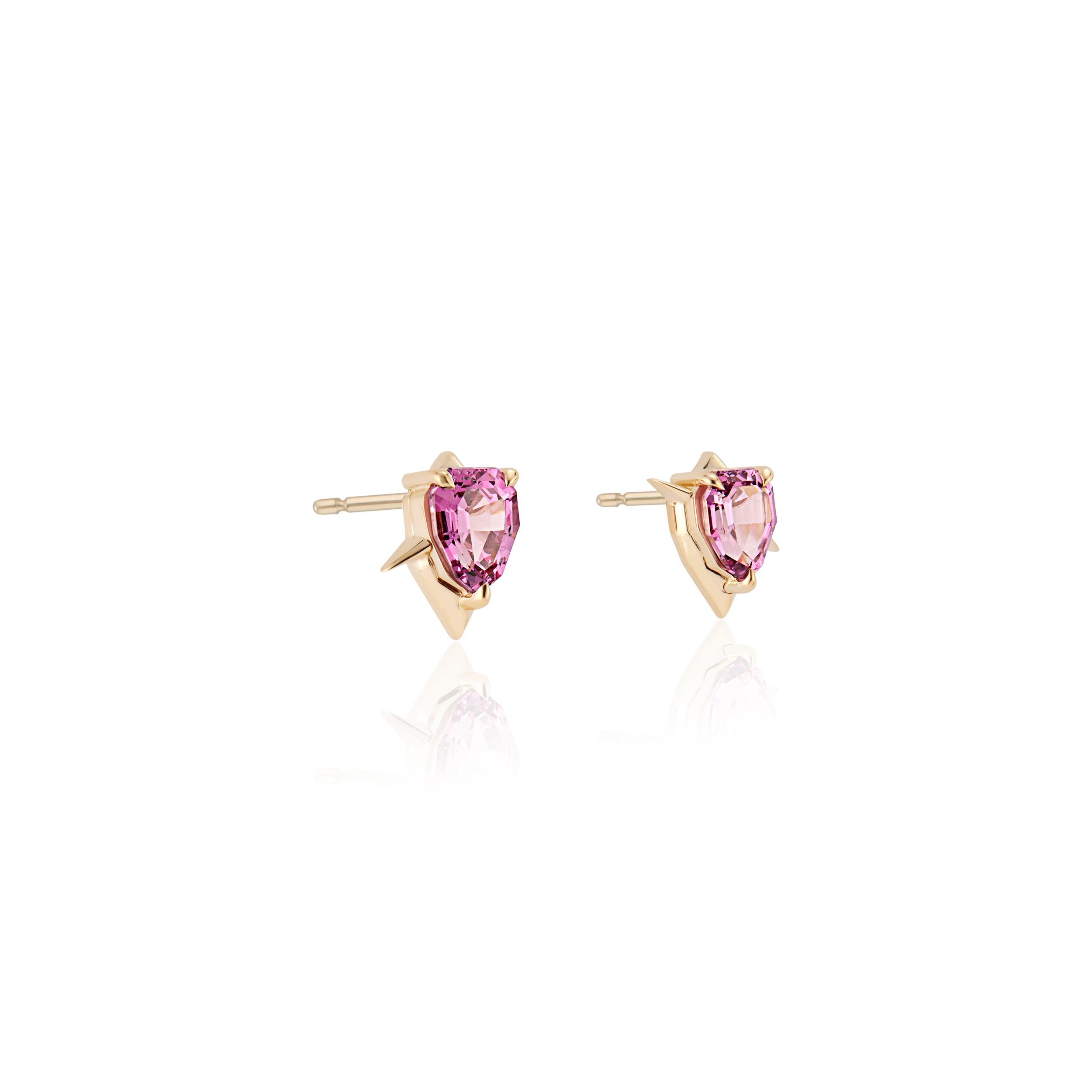 Modern 1.65ct 14ct Yellow Gold, Shield Cut Pink Garnet Stud Earring For Sale
