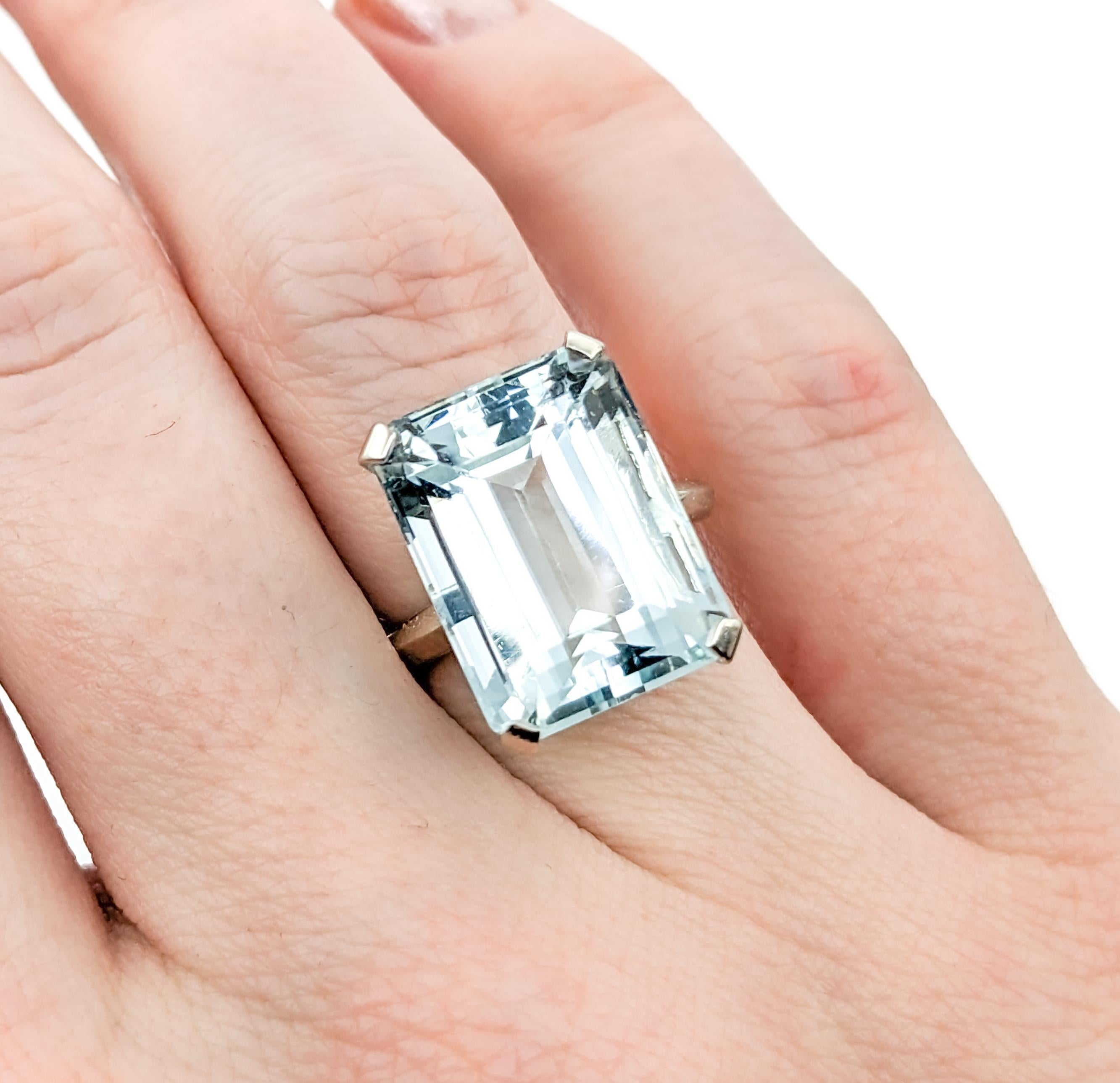 16.5ct Emerald Cut Aquamarine Cocktail Ring In White Gold For Sale 4