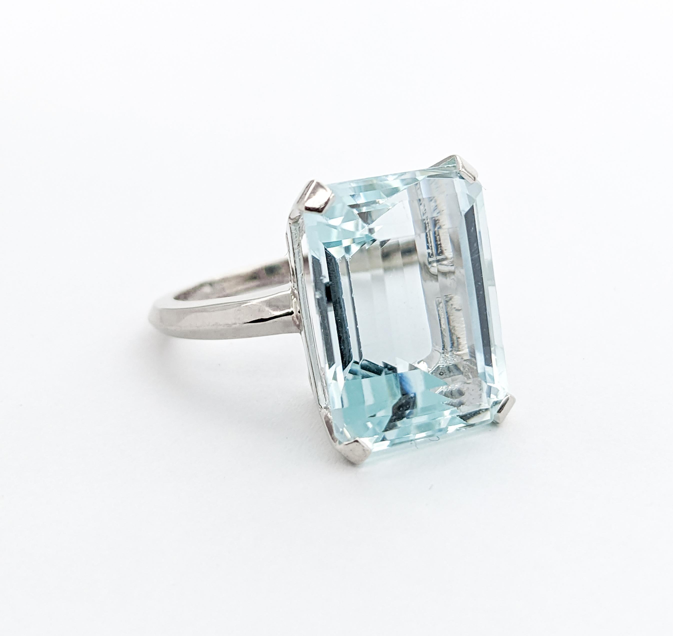 16.5ct Emerald Cut Aquamarine Cocktail Ring In White Gold In Excellent Condition For Sale In Bloomington, MN