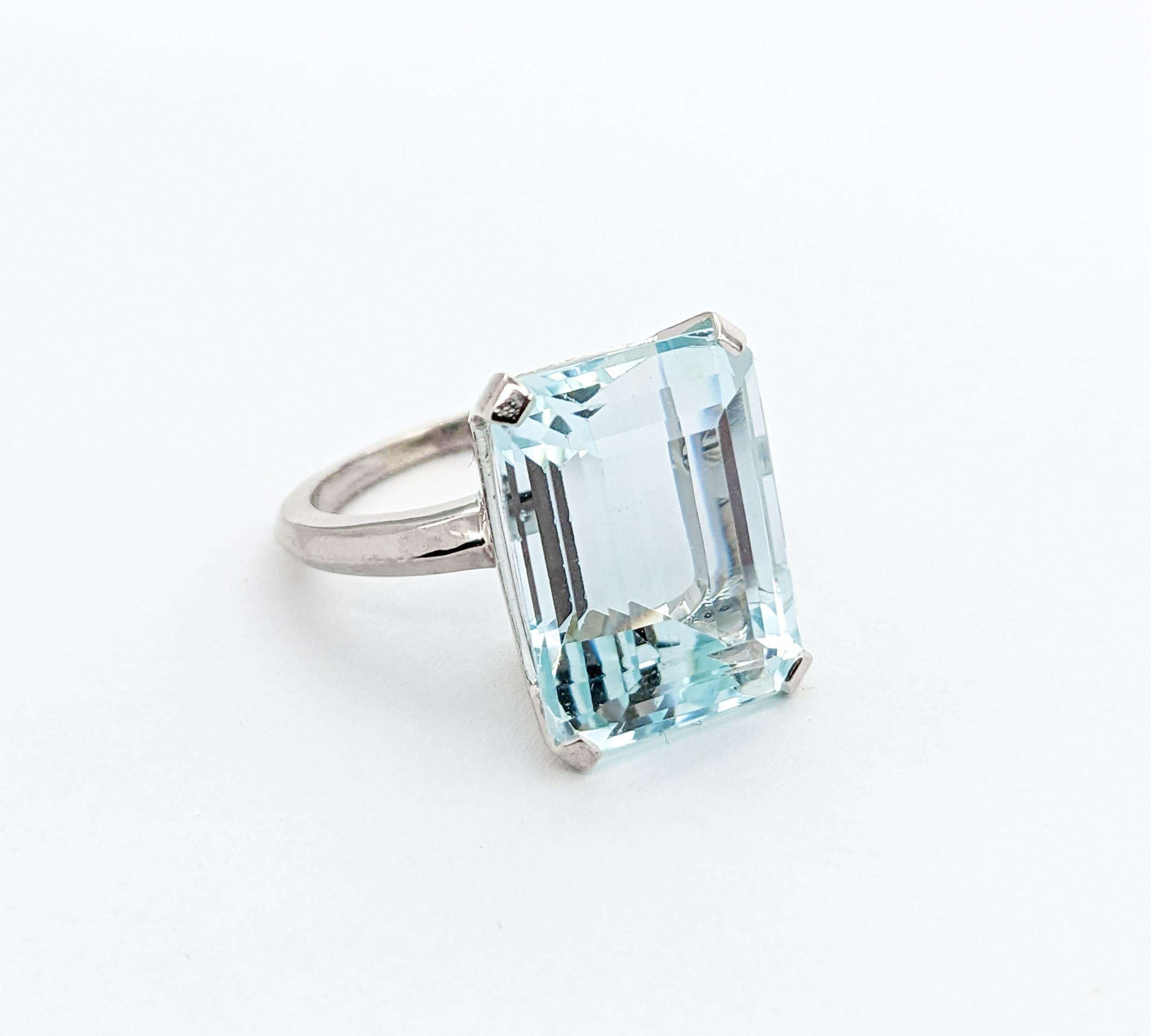 16.5ct Emerald Cut Aquamarine Cocktail Ring In White Gold For Sale 1