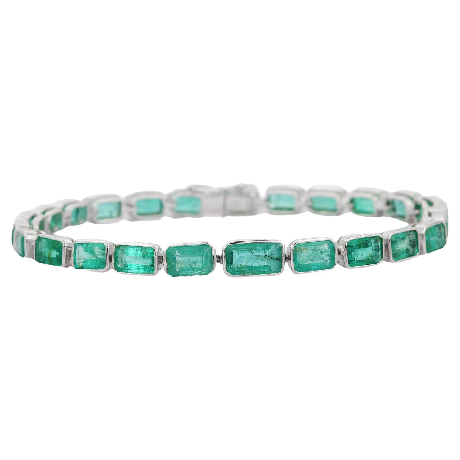 16.5ct Emerald Green Octagon Cut Tennis Bracelet in 18K White Gold For Sale