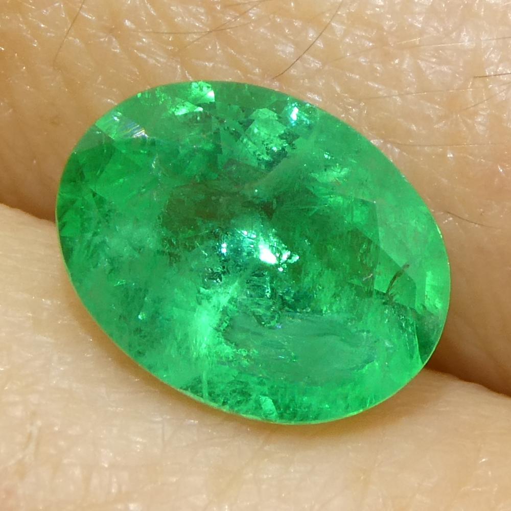 1.65ct Oval Green Emerald from Zambia For Sale 6