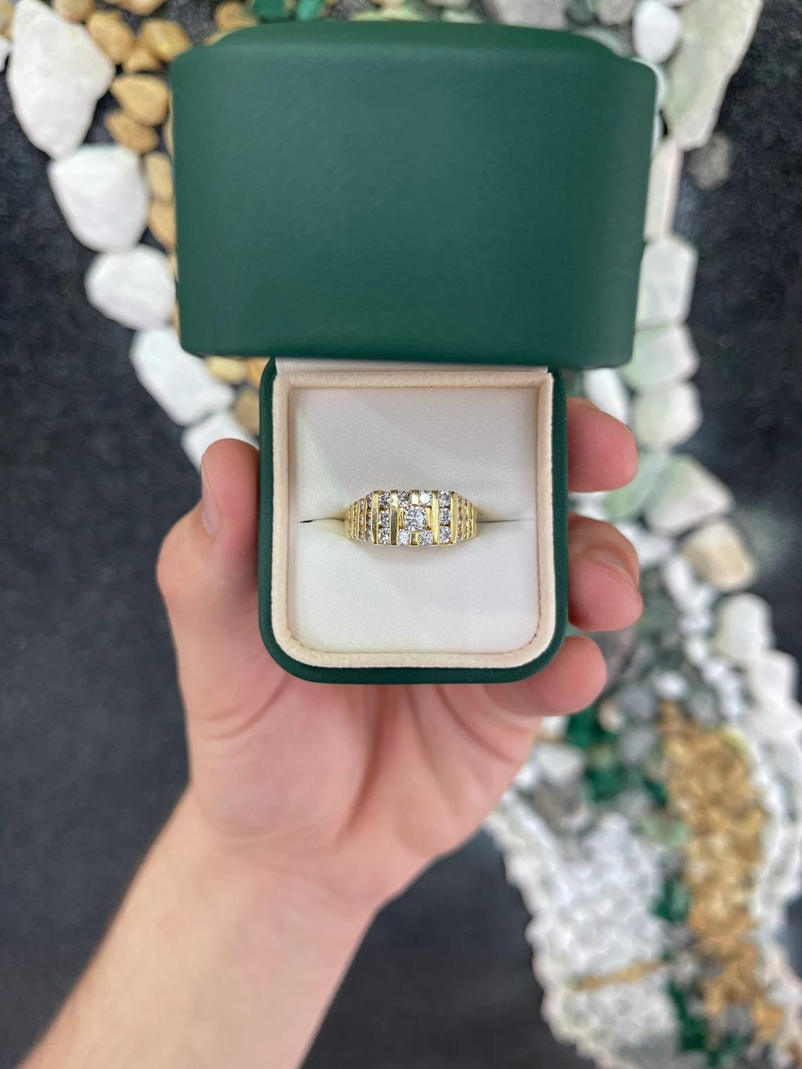 1.65tcw 18K VVS Natural Diamond Cluster Egyptian Styled Men's Yellow Gold Ring In New Condition For Sale In Jupiter, FL