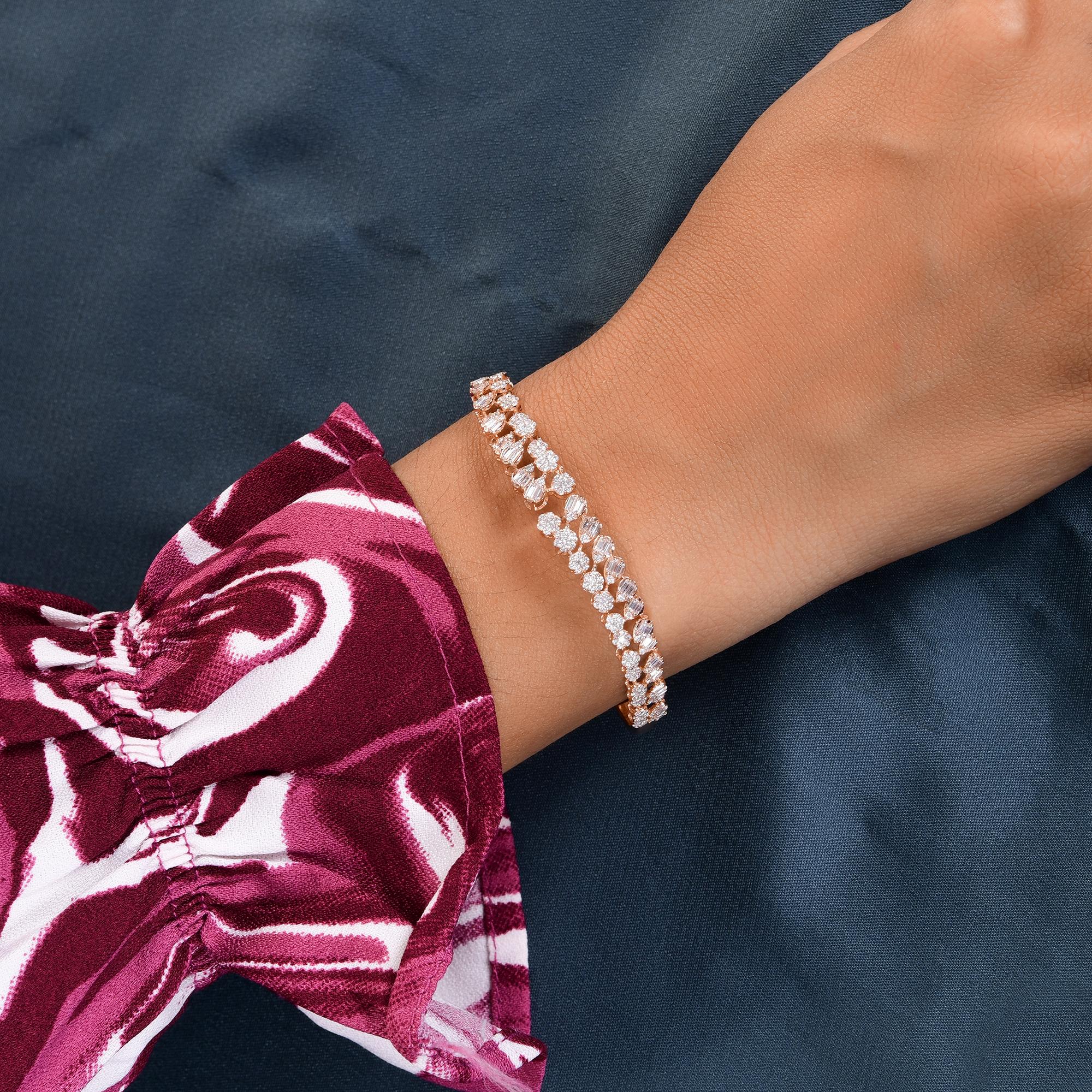 Moderne Bracelet manchette en or rose 14 carats avec diamants baguettes et ronds de 1,66 carat en vente