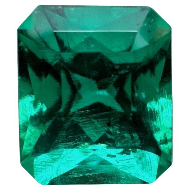 Esmeralda Colombiana Verde Muzo Certificada de 1,66 Quilates - Gema AAA+ Efecto Gota de Aceite