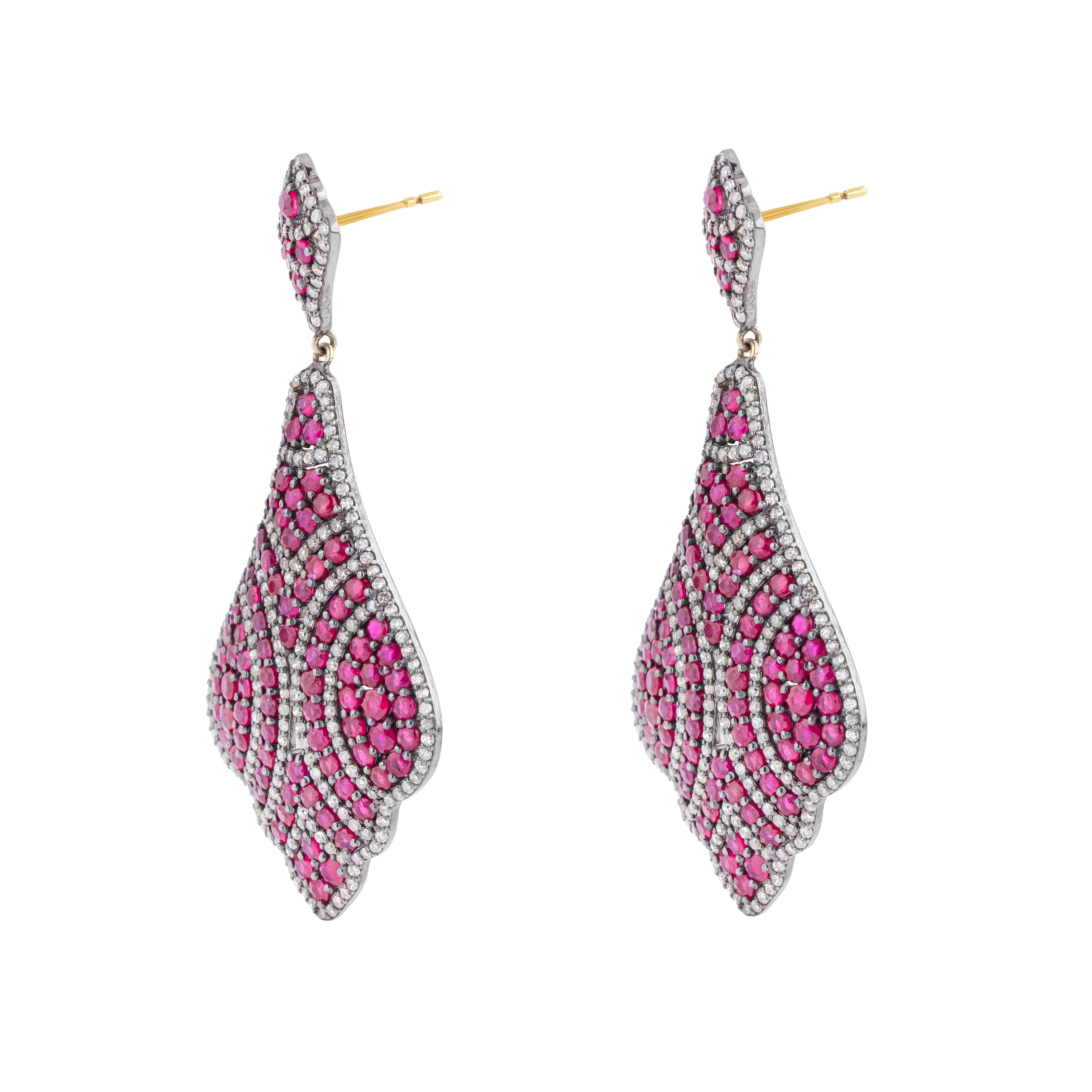 Contemporary 16.6 Carat Diamond and Ruby Cocktail Earrings For Sale