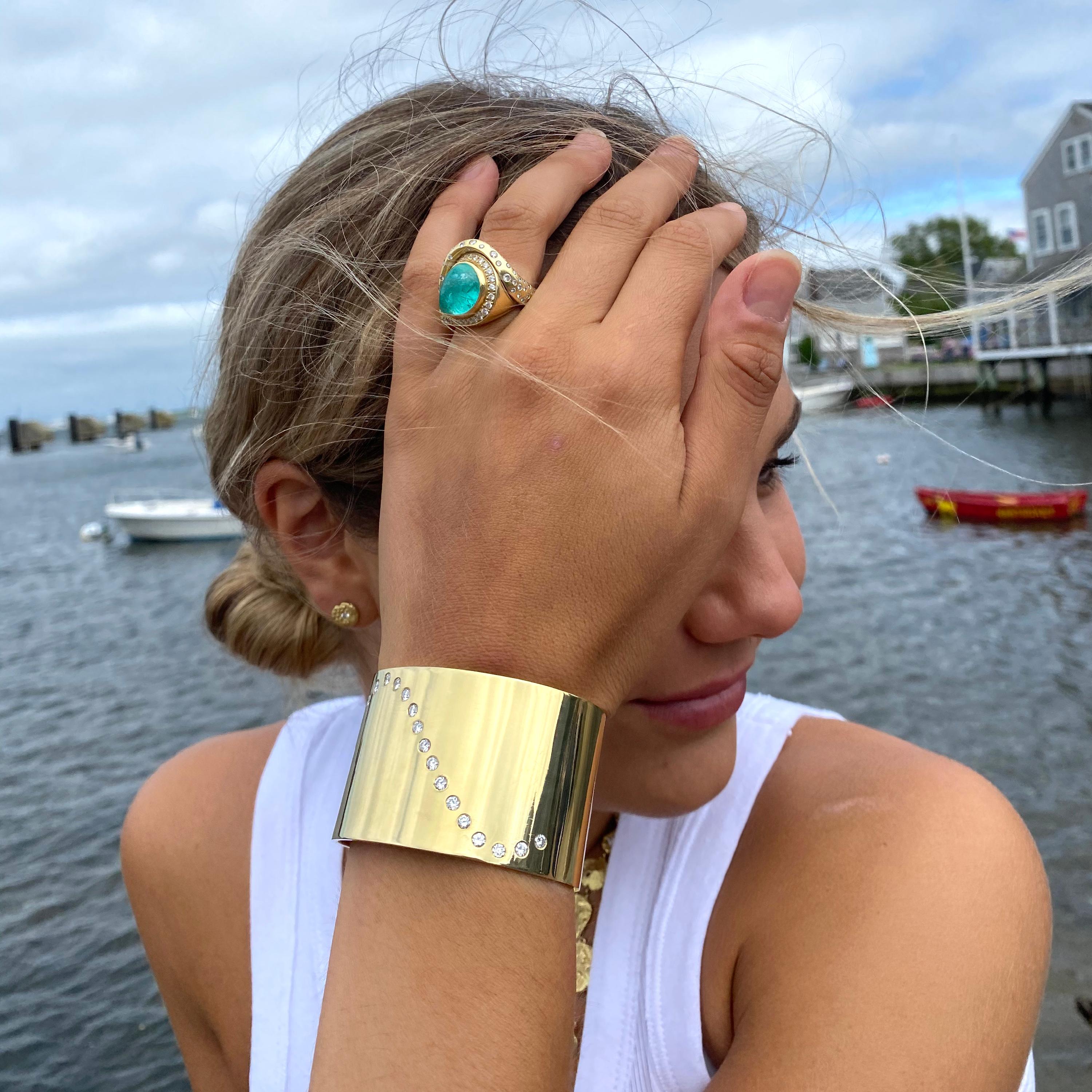 Susan Lister Locke 18 Karat Gold and 1.66 Carat Diamond Wave Cuff In New Condition In Nantucket, MA