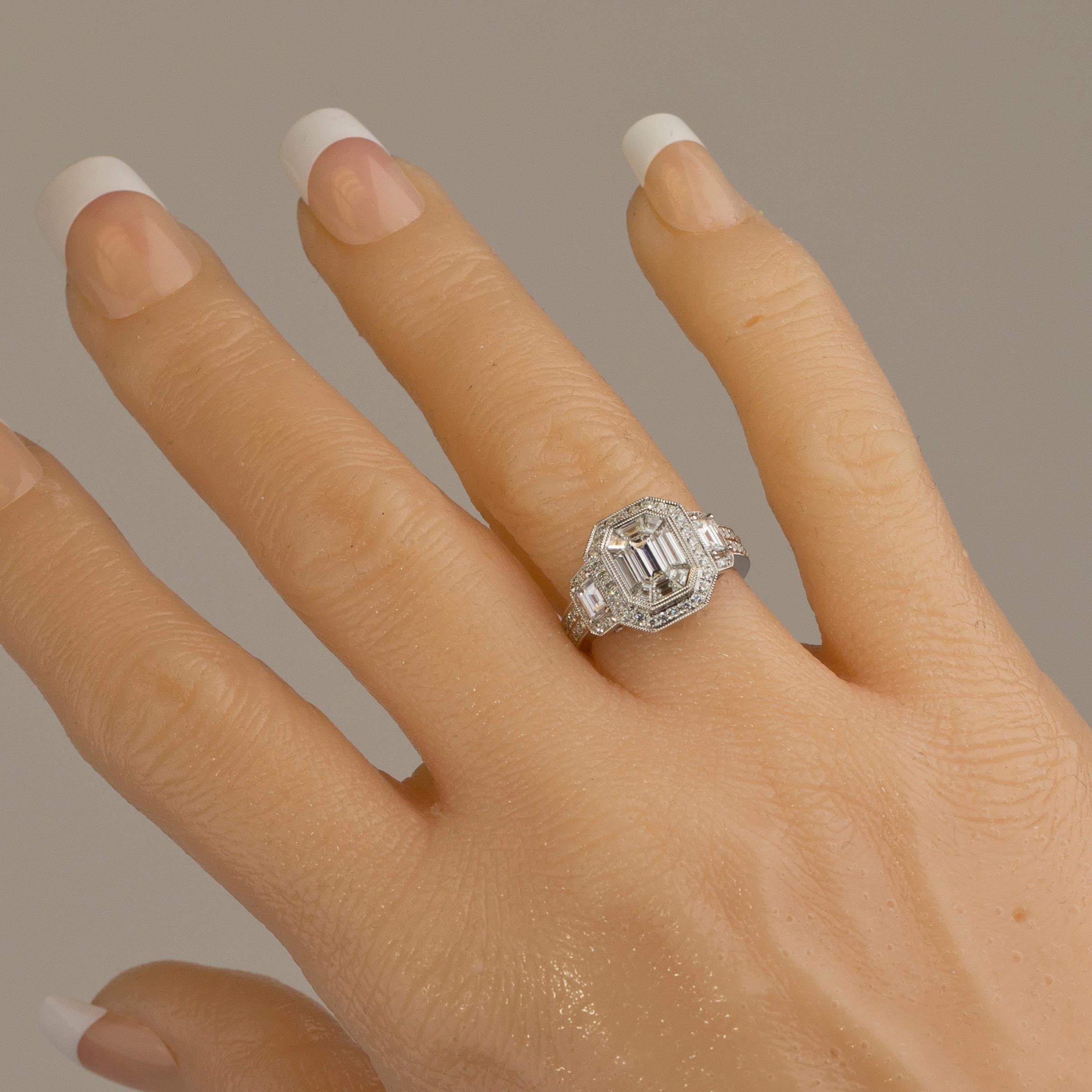 DiamondTown 1.66 Carat Diamond Engagement Bridal Cluster Ring (Gemischter Schliff)