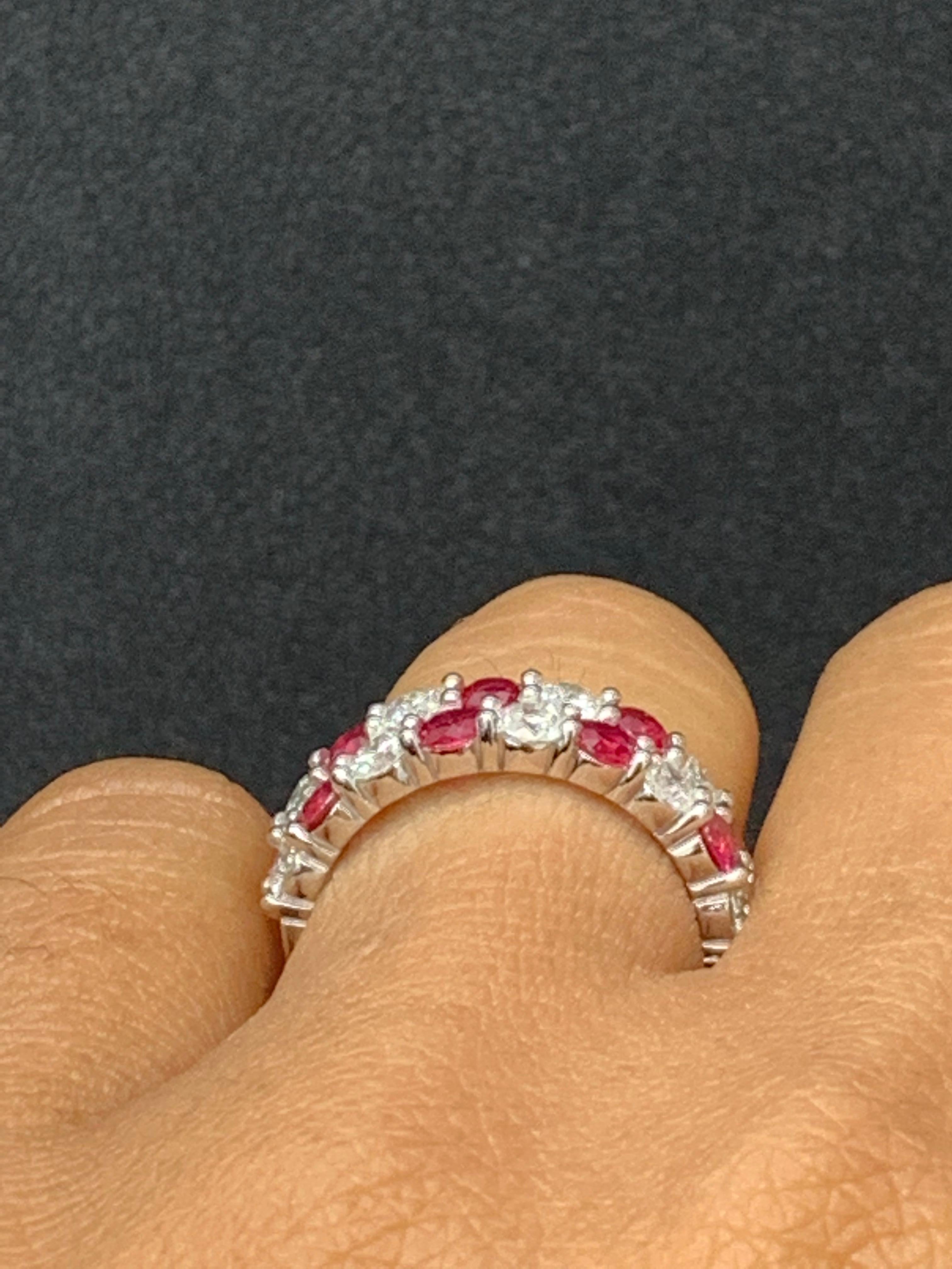 1.66 Ct Round Shape Ruby and Diamond Double Row ZicZac Band Ring 14K White Gold For Sale 1