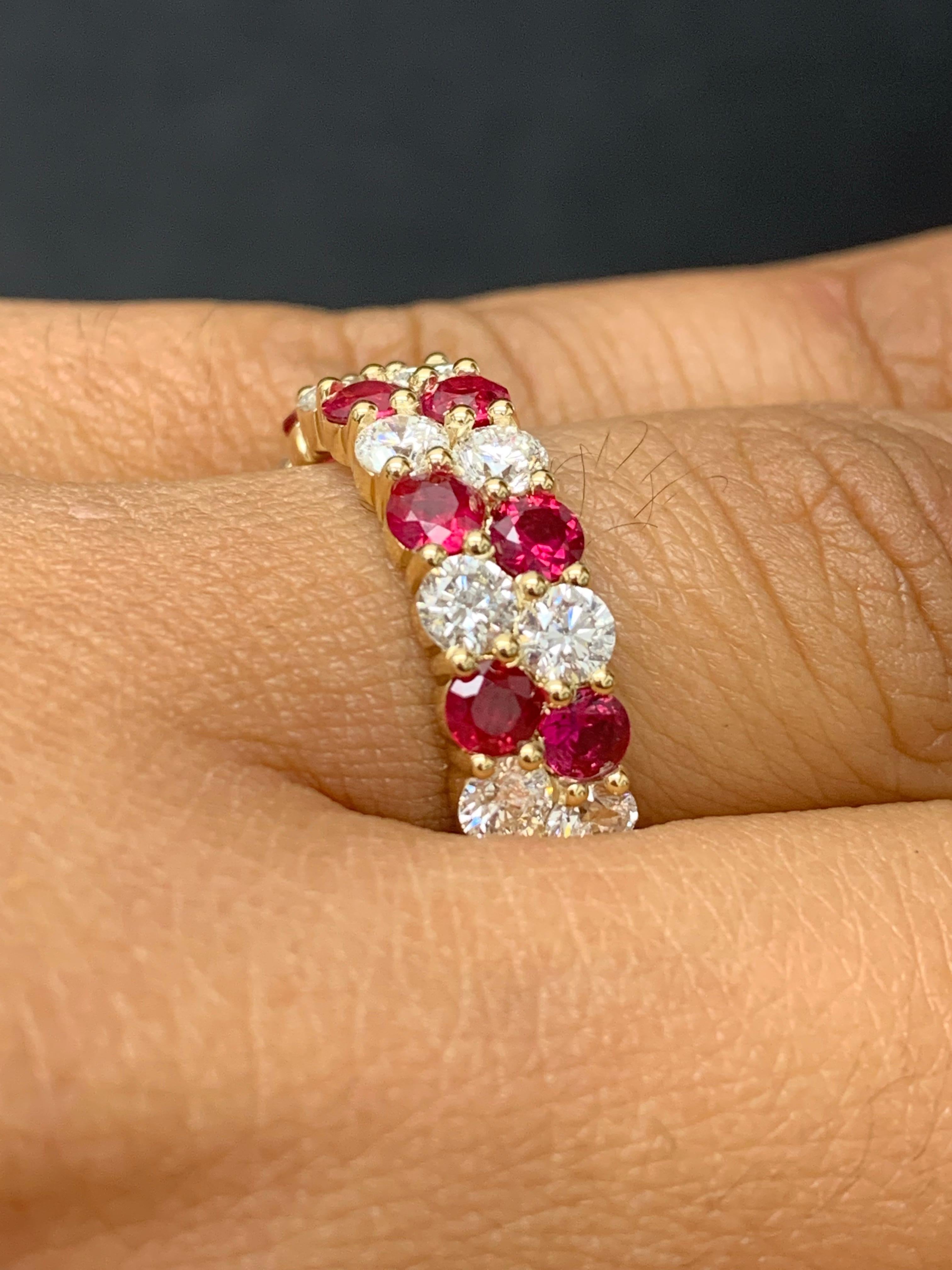 1.66 Ct Round Shape Ruby and Diamond Double Row ZicZac Band Ring 14K Yellow Gold For Sale 4
