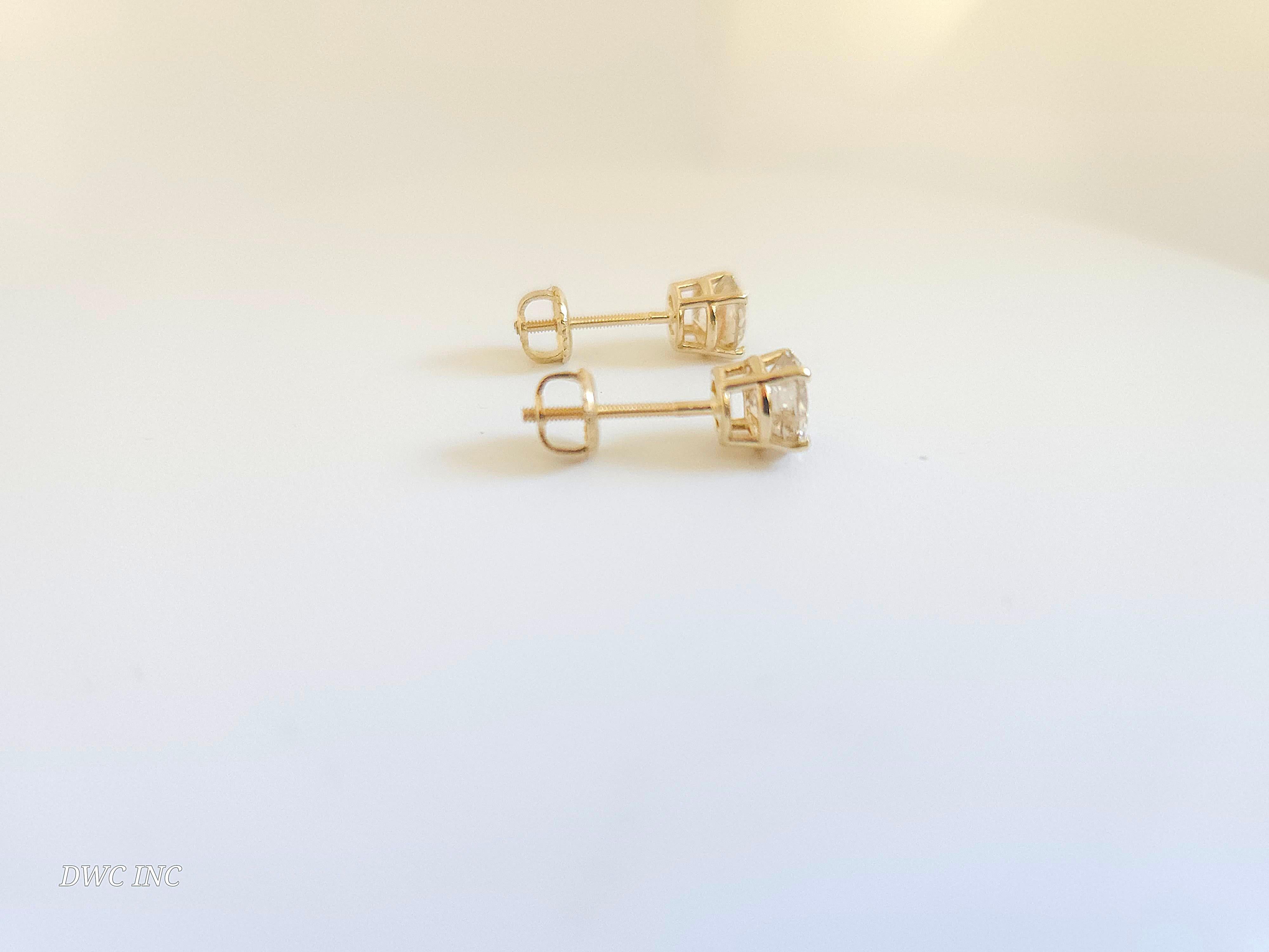 1.66 Ctw Natural Diamond Round Studs Yellow Gold, average color K,VS, clarity SI,sqrue back.

*Free shipping within U.S*