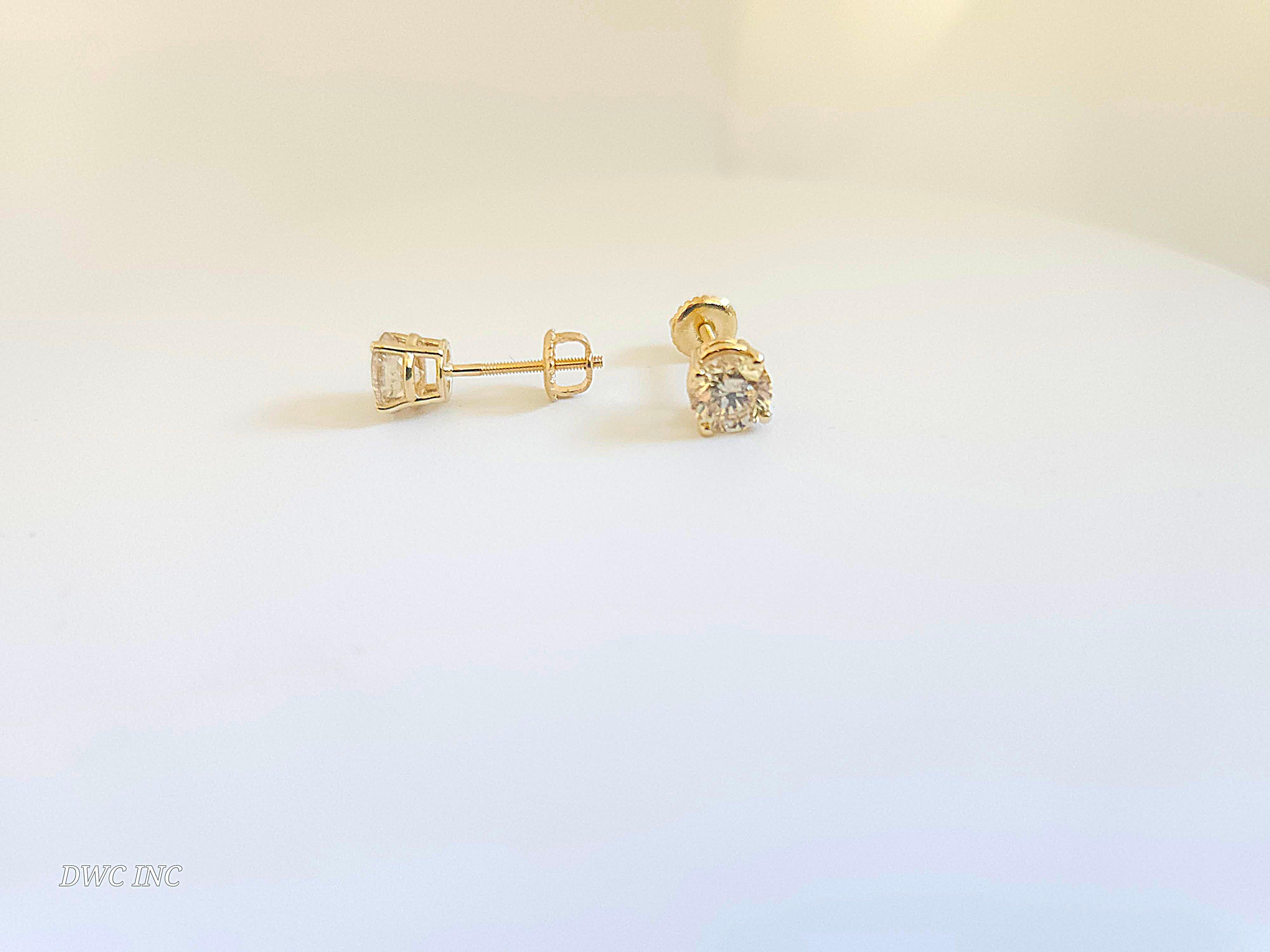 1.66 Ctw Natural Diamond Round Sqrue back Studs Yellow Gold For Sale 1