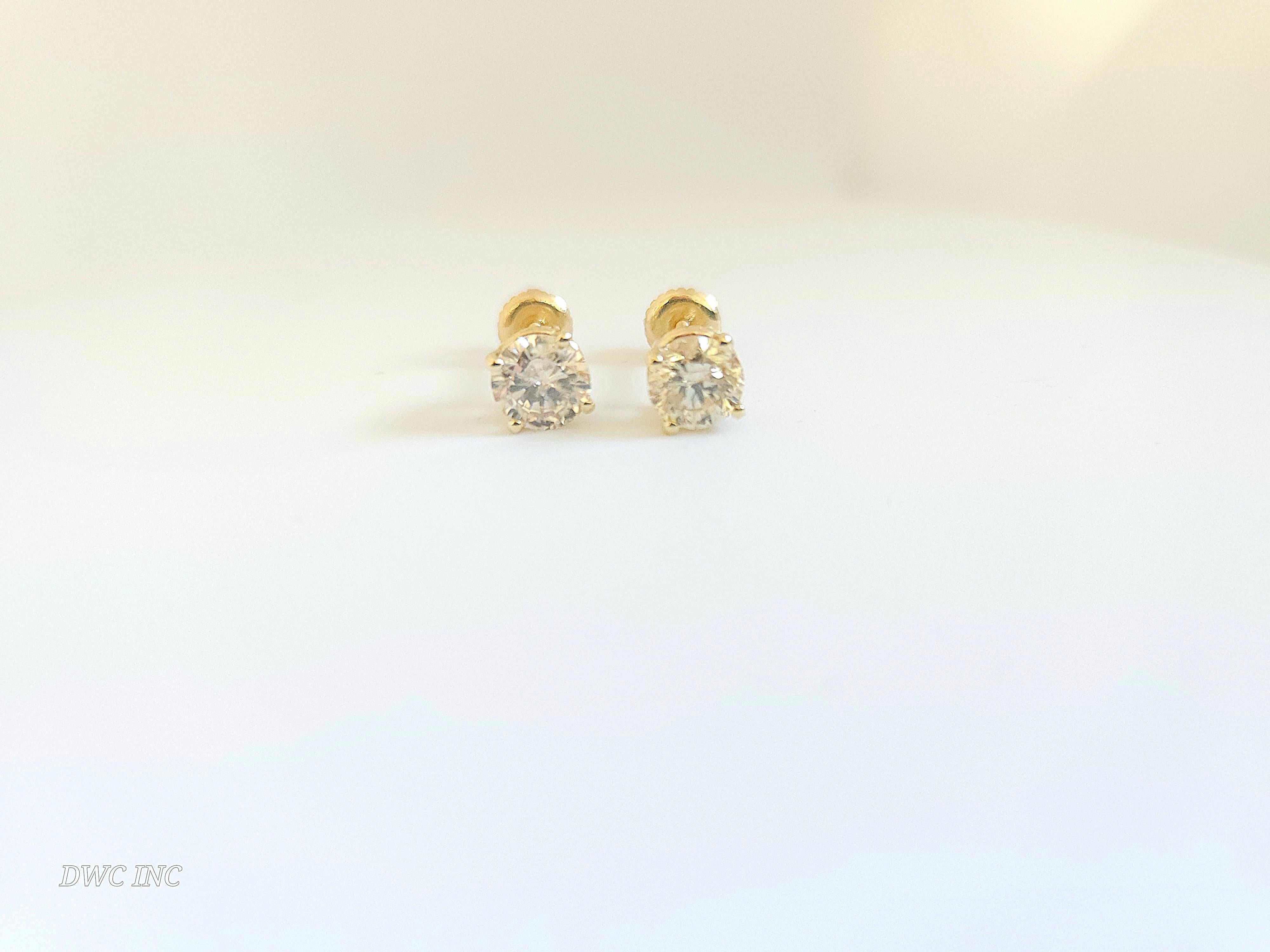 1.66 Ctw Natural Diamond Round Sqrue back Studs Yellow Gold For Sale 2