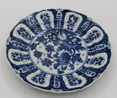 1662-1722 Cinese, periodo Kangxi, piatto in porcellana blu e bianca