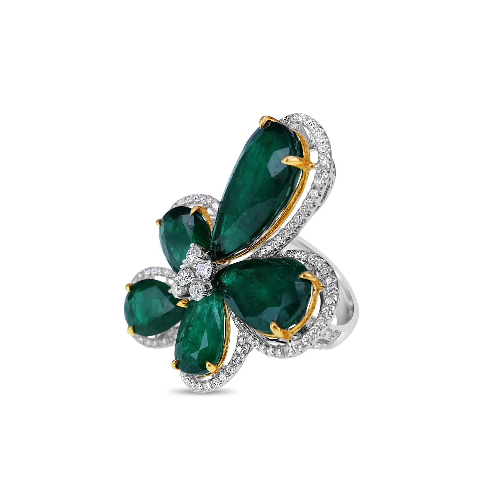 Art Nouveau 16.64 Carat Emerald Flower Cluster Ring For Sale