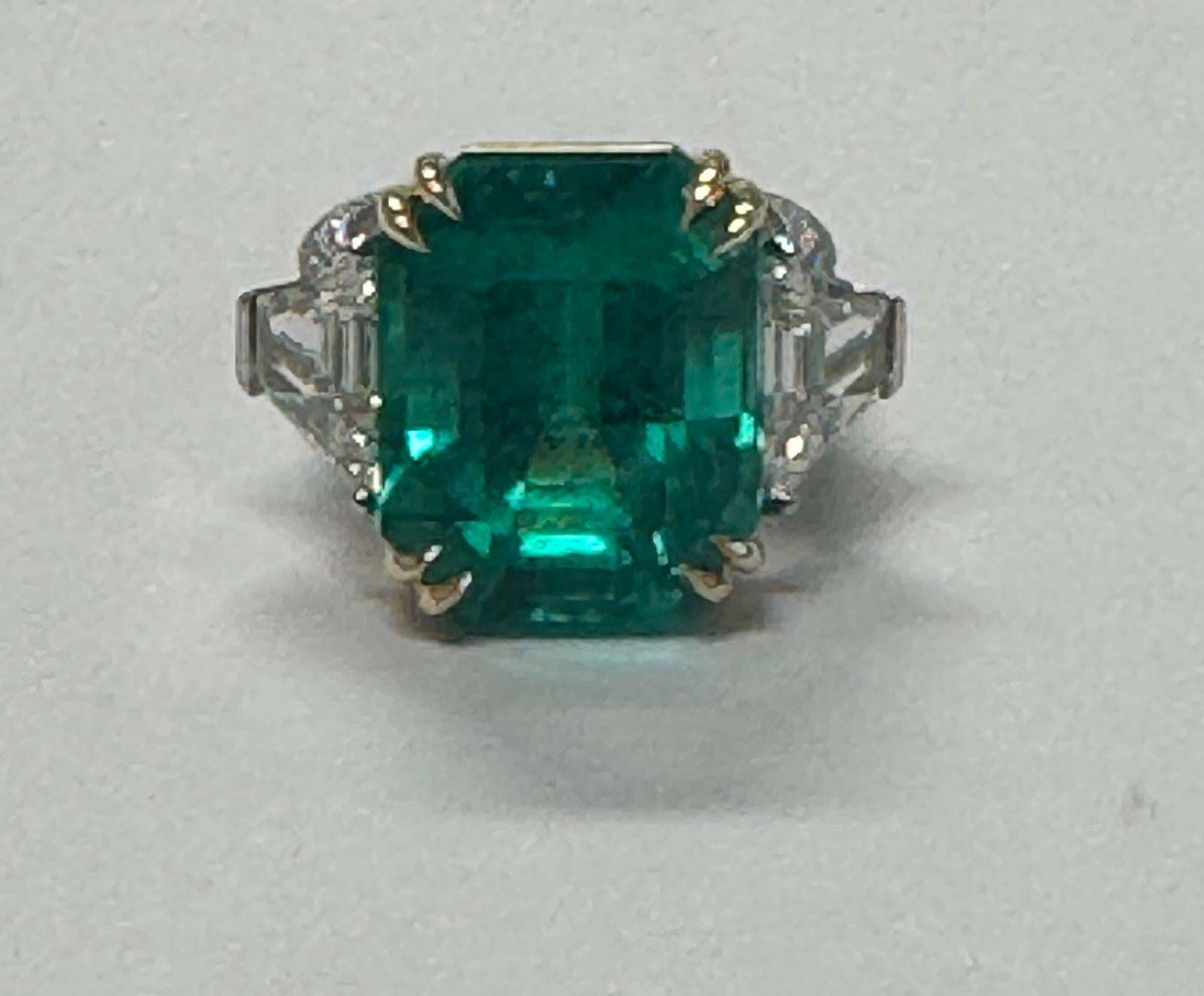 Kolumbianischer Smaragd & Diamant Platinring, Gübelin zertifiziert (Achteckschliff) im Angebot