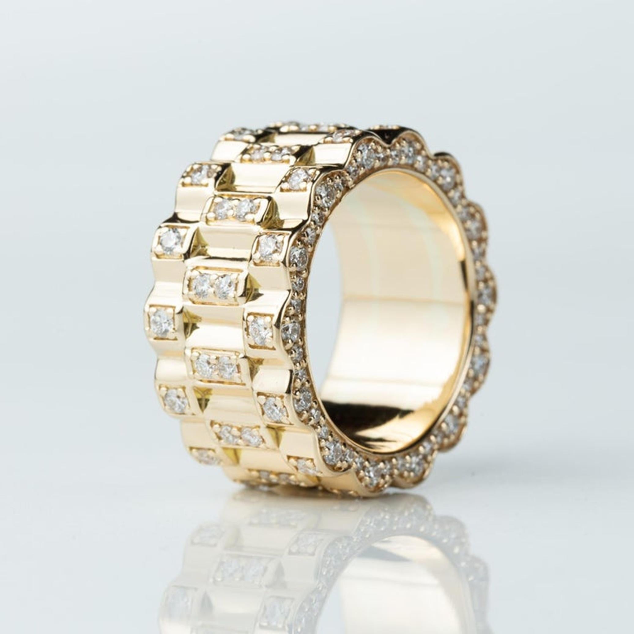 Fede nuziale maschile con diamante in oro giallo 18 carati, fascia da mignolo in vendita 2