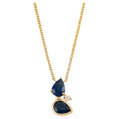 Collar con Colgante de Diamantes y Zafiro Doble en Forma de Pera de 1,66 ct en Oro Amarillo de 14 quilates