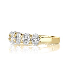 1.66ct Oval Cut Diamond Wedding Band in 18k Yellow Gold