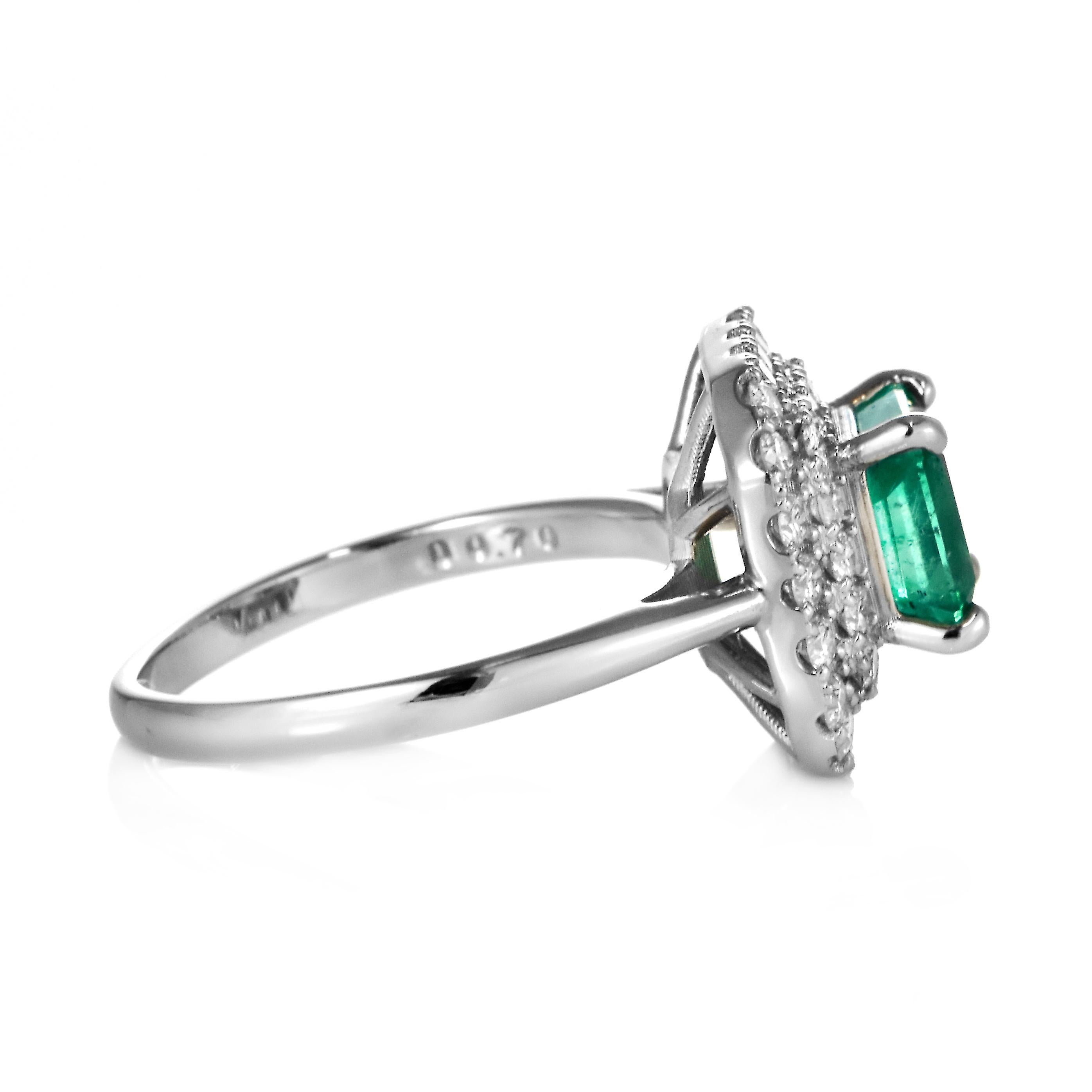 1.67 Carat Colombian, Muzo-Green Emerald and Diamond Ring Made in Platinum For Sale 7
