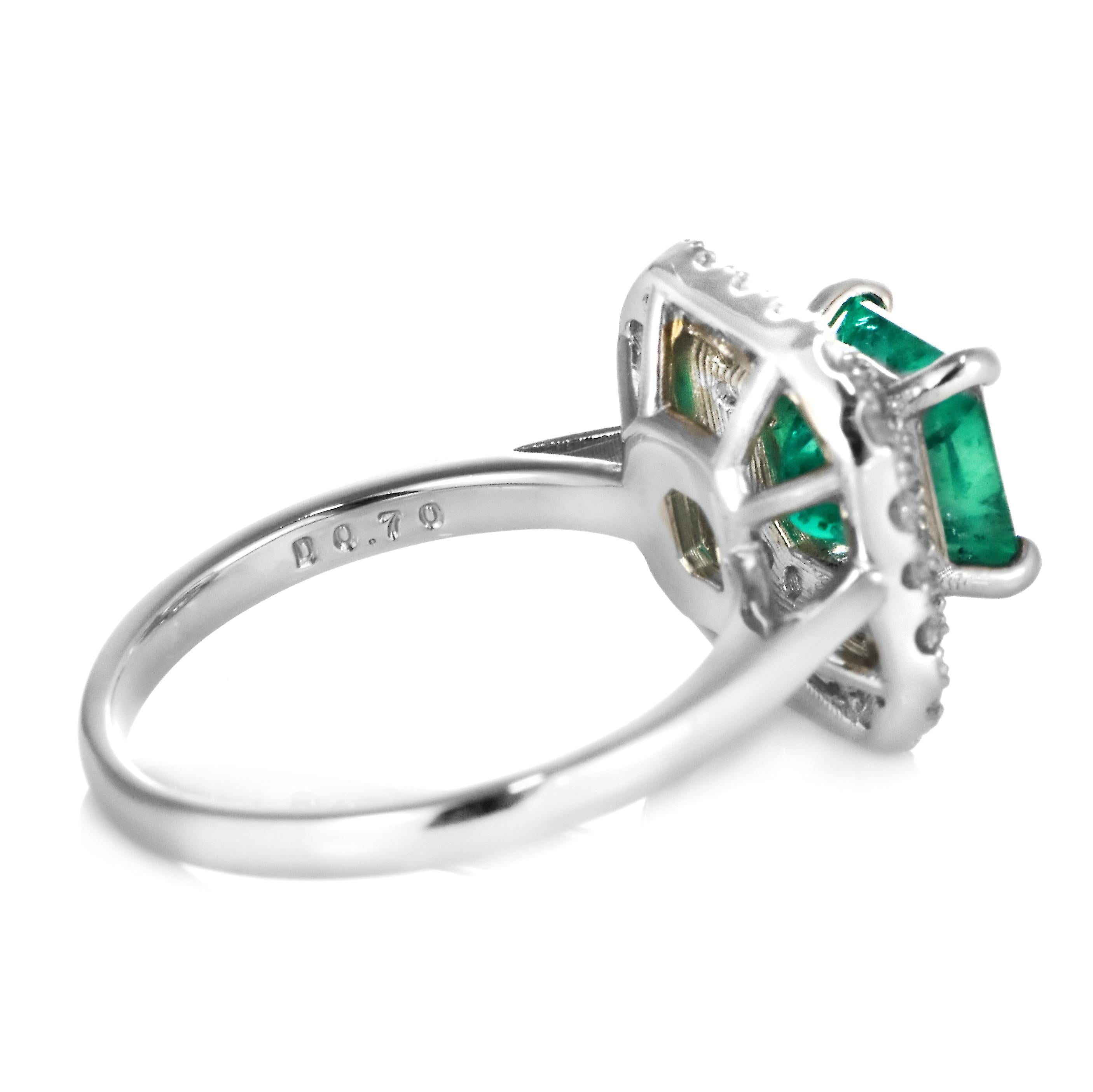 1.67 Carat Colombian, Muzo-Green Emerald and Diamond Ring Made in Platinum For Sale 3