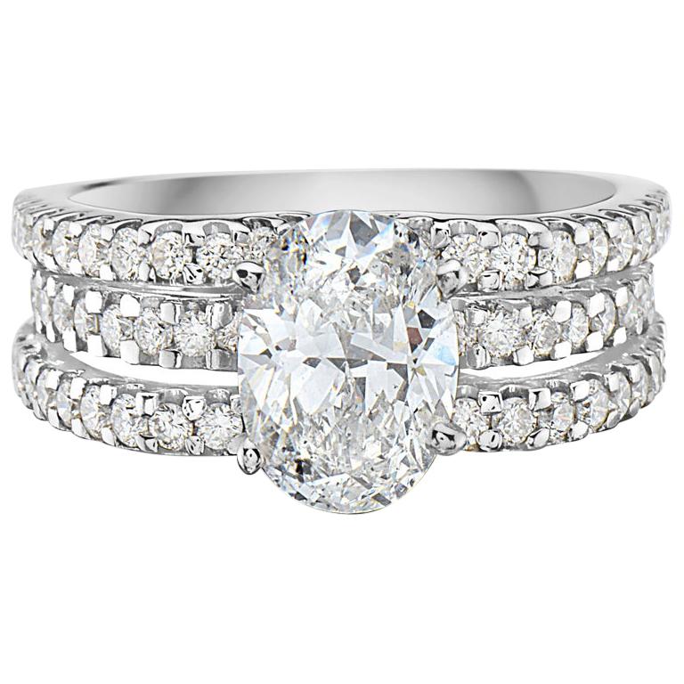 1.67 Carat Diamond 3Row Cathedral Setting Oval Engagement Ring For