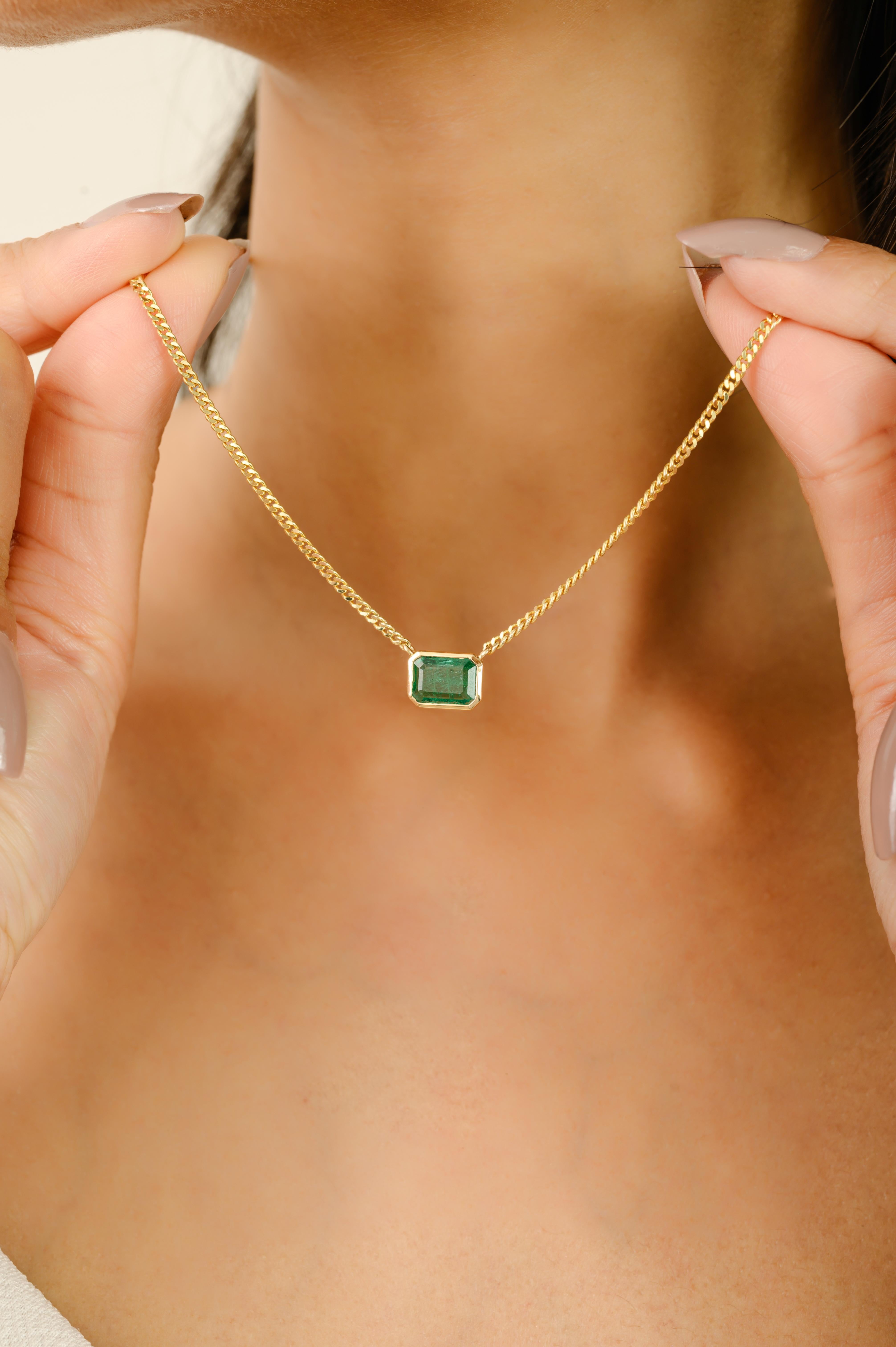 1,67 Karat Oktagon Smaragd Solitär Kette Halskette in Lünette gesetzt 14k Gelbgold Damen im Angebot