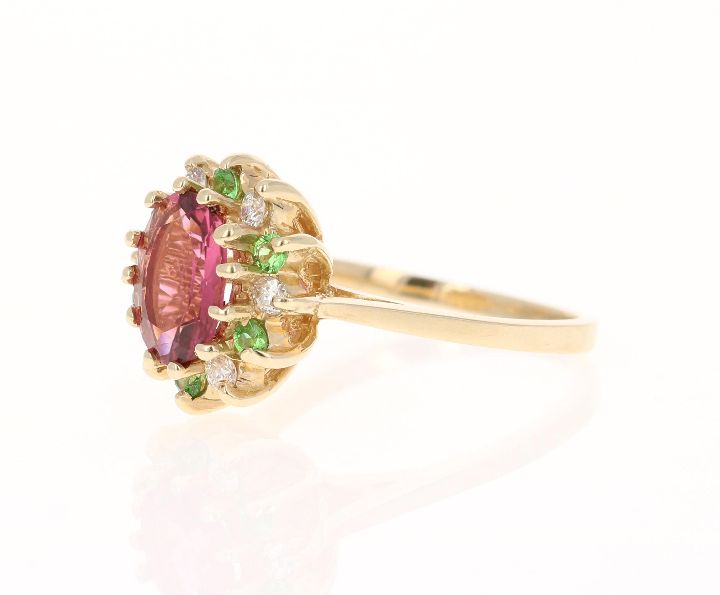 Contemporary 1.97 Carat Pink Tourmaline Tsavorite Diamond Yellow Gold Ring For Sale